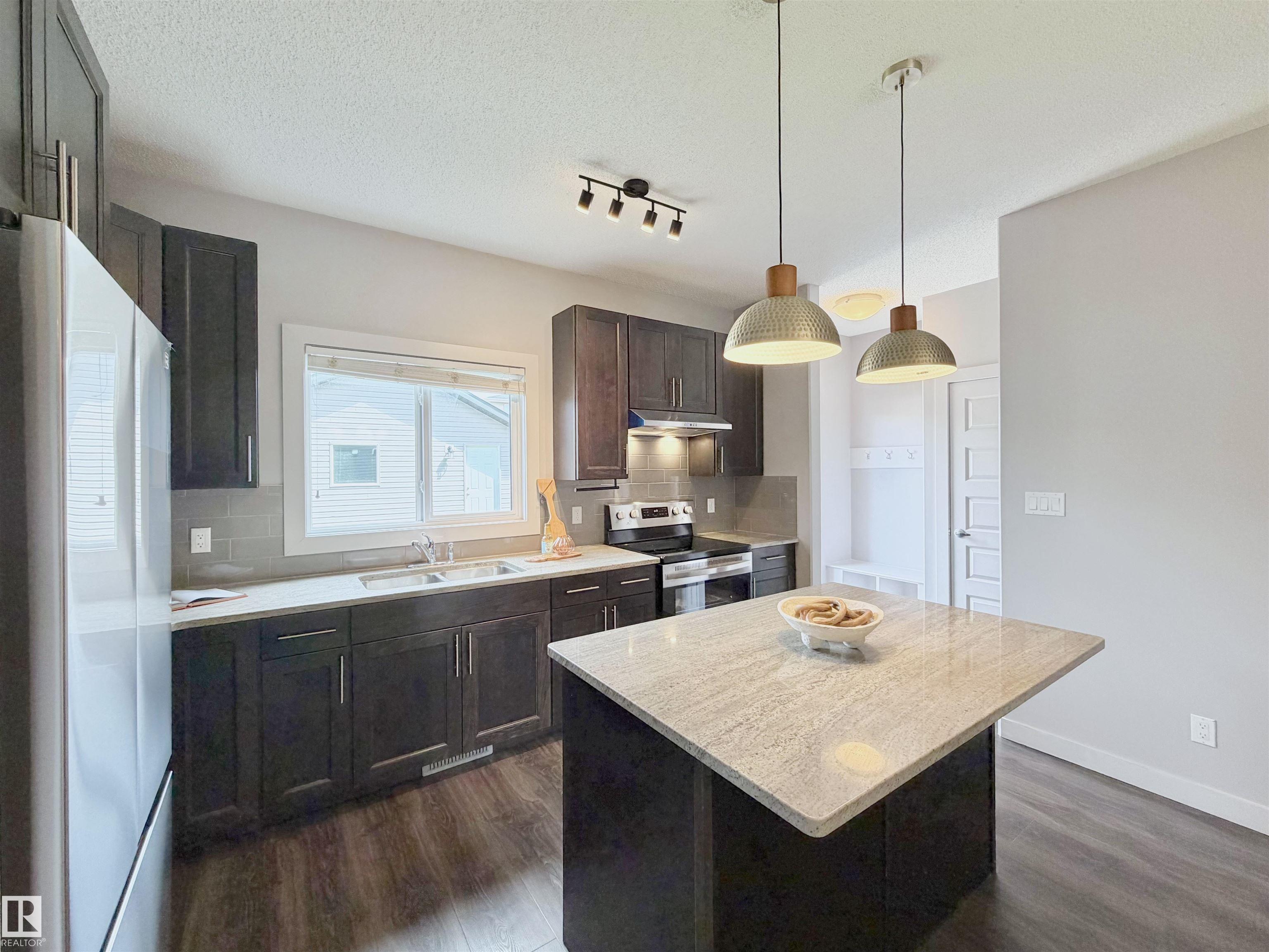 Photo 17 at 6925 Cardinal Wynd SW, Chappelle Area, Edmonton