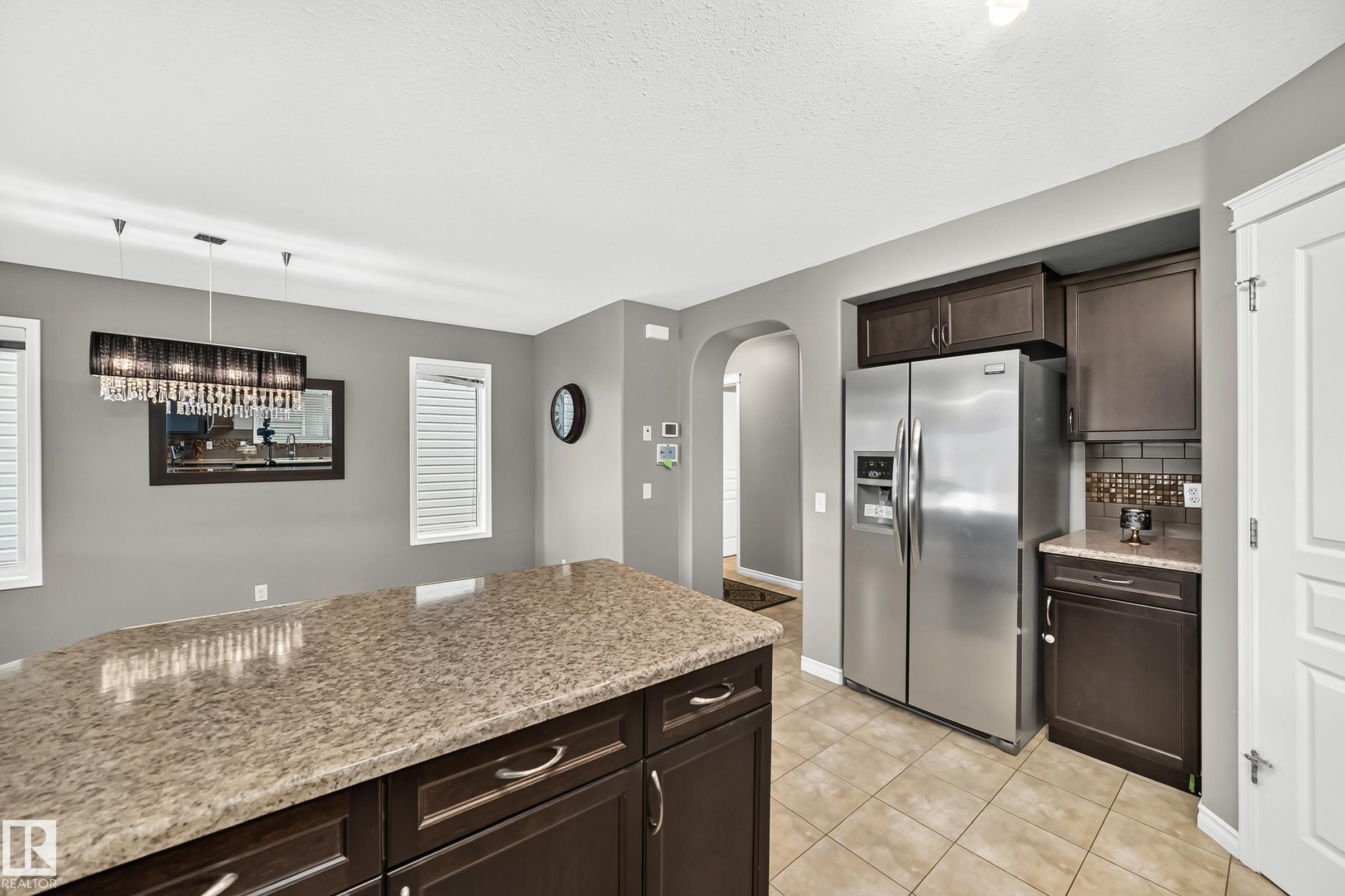 Photo 11 at 430 Hemingway Road NW, The Hamptons, Edmonton