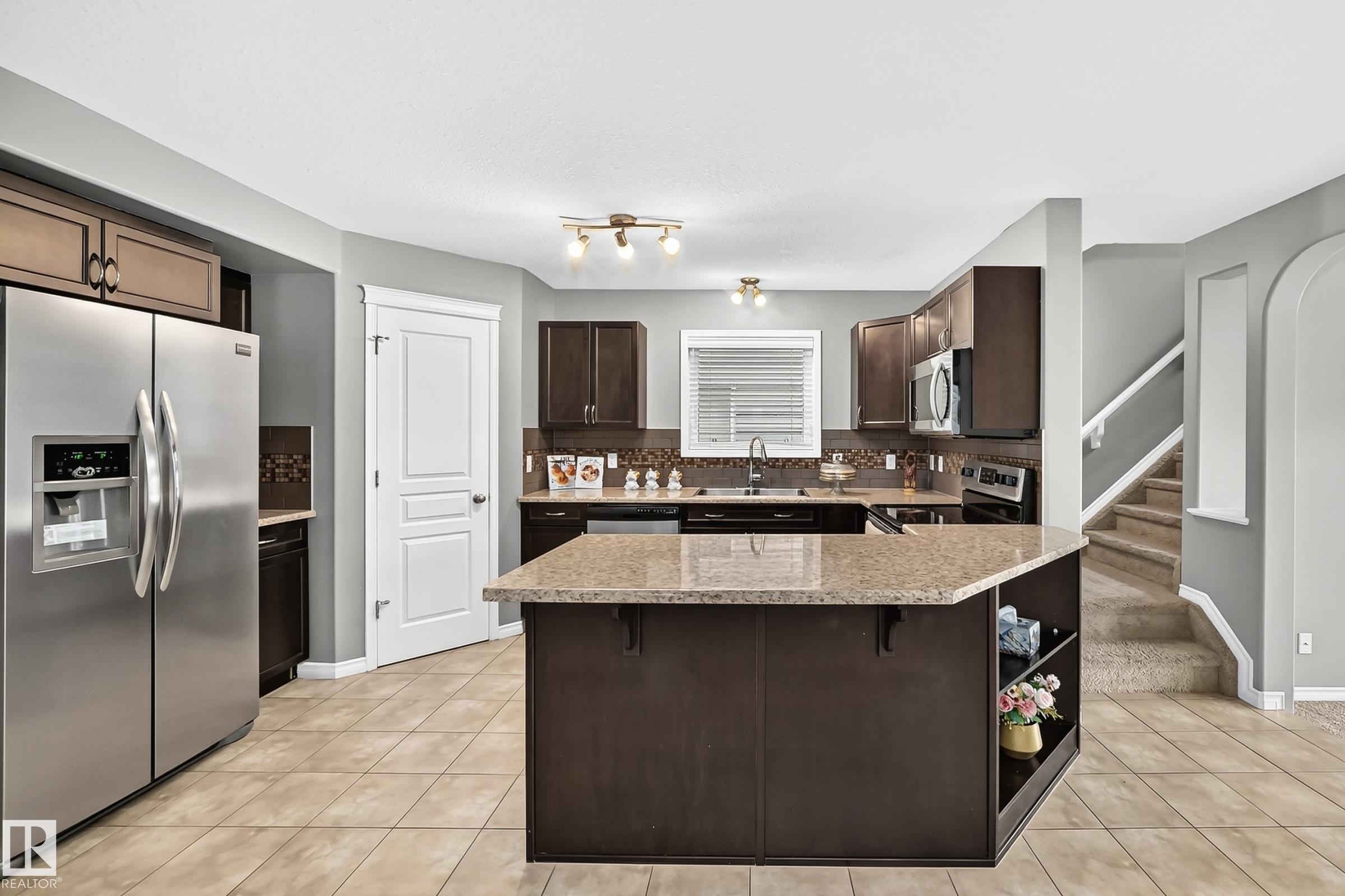 Photo 8 at 430 Hemingway Road NW, The Hamptons, Edmonton