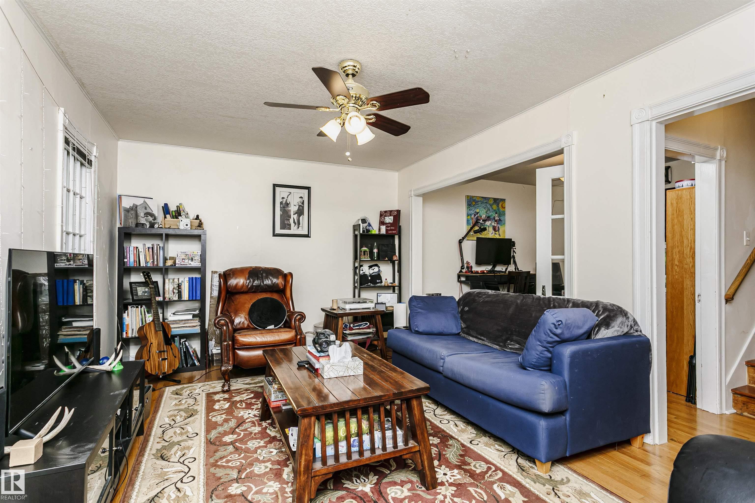Photo 8 at 11105 81 Avenue NW, Garneau, Edmonton