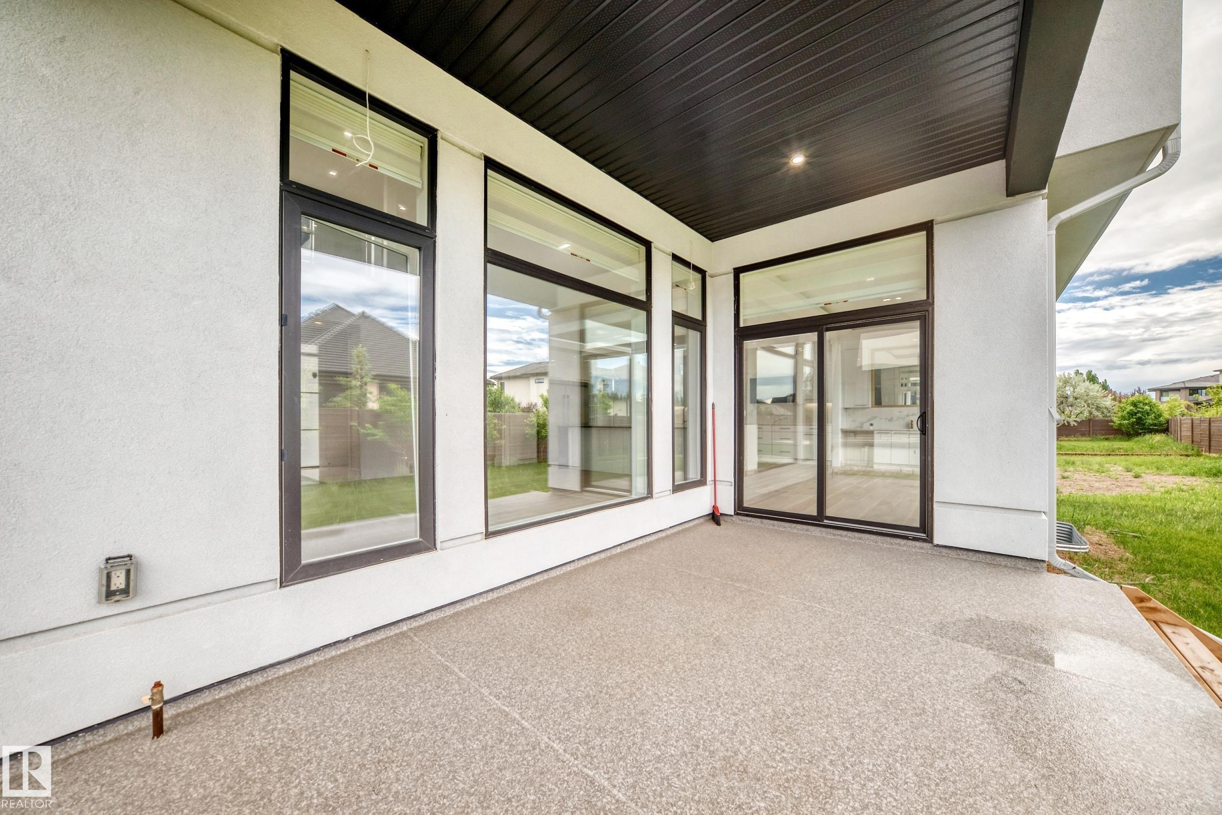 Photo 13 at 2747 Wheaton Drive NW, Windermere, Edmonton