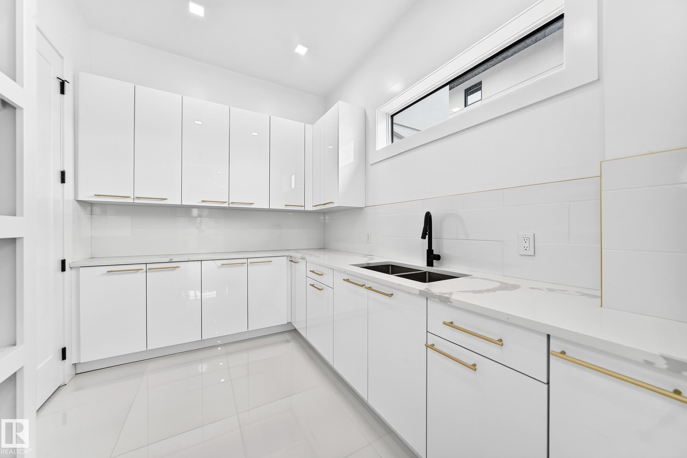 Photo 23 at 2747 Wheaton Drive NW, Windermere, Edmonton