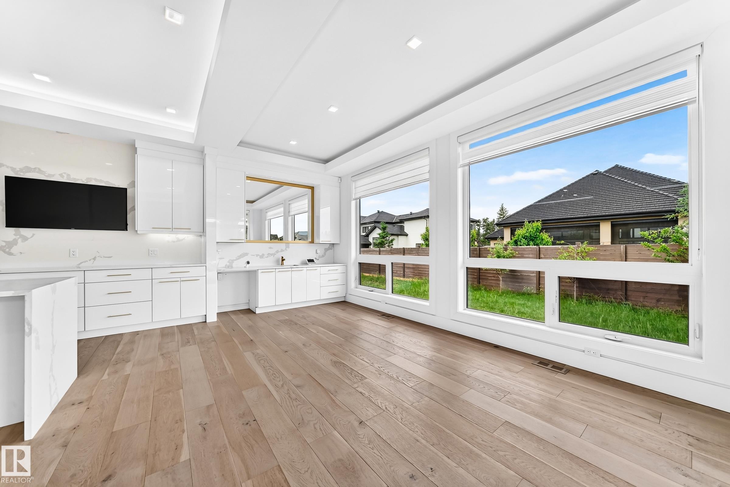 Photo 10 at 2747 Wheaton Drive NW, Windermere, Edmonton