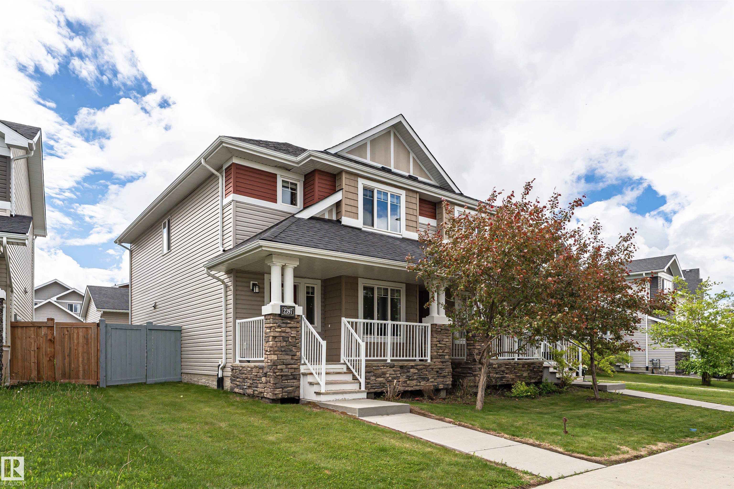 Photo 2 at 2397 Glenridding Boulevard SW, Glenridding Heights, Edmonton