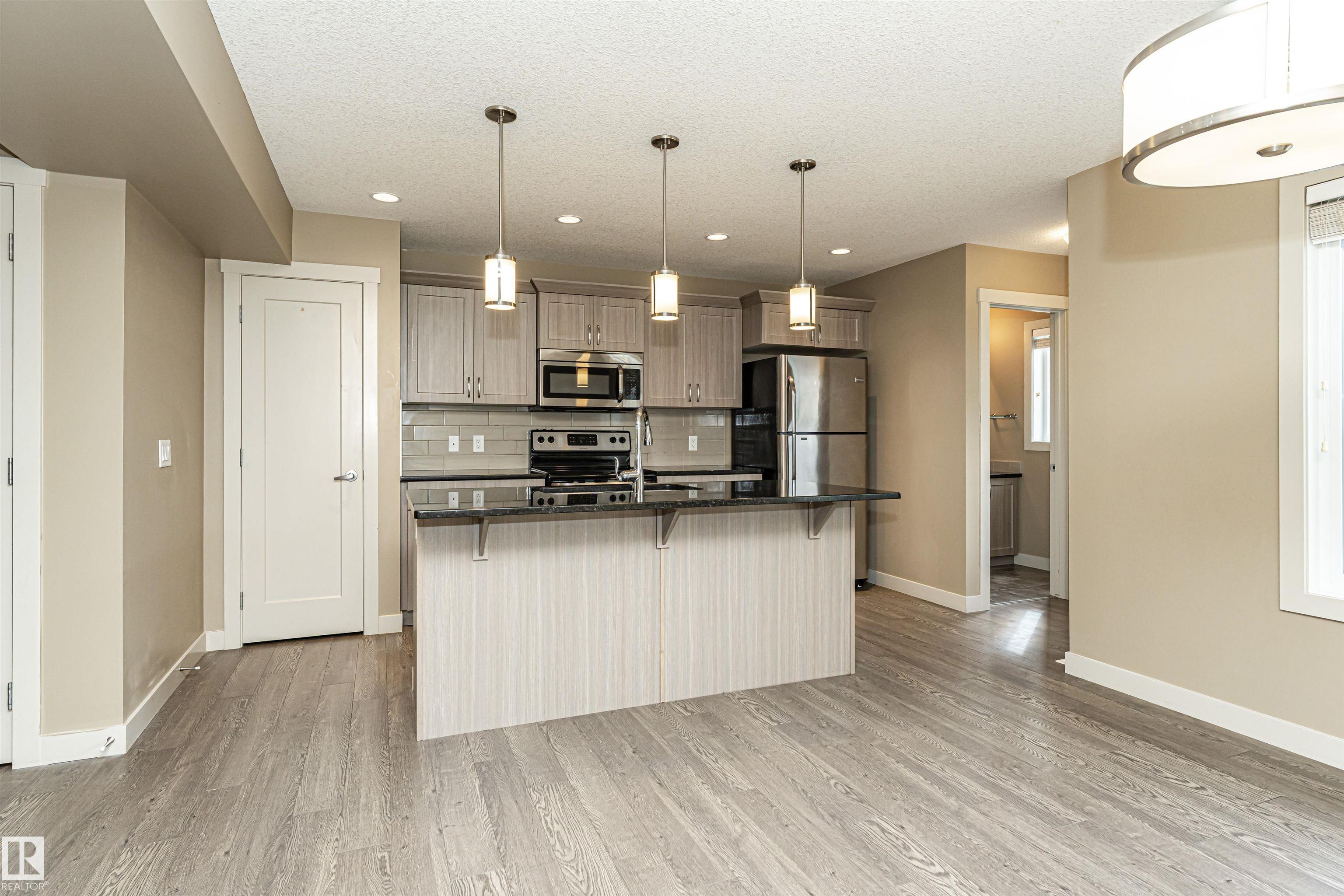 Photo 12 at 2397 Glenridding Boulevard SW, Glenridding Heights, Edmonton
