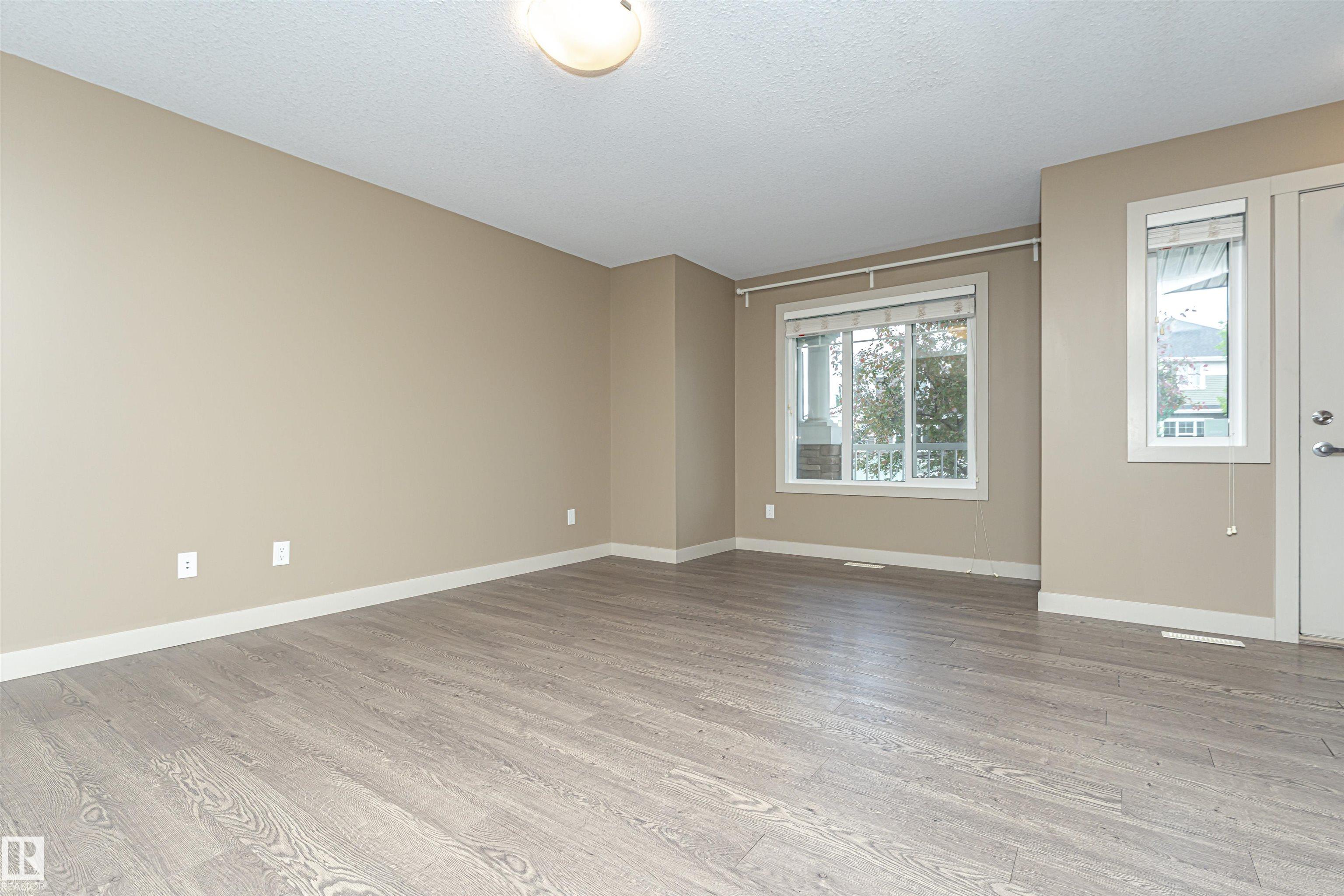 Photo 7 at 2397 Glenridding Boulevard SW, Glenridding Heights, Edmonton