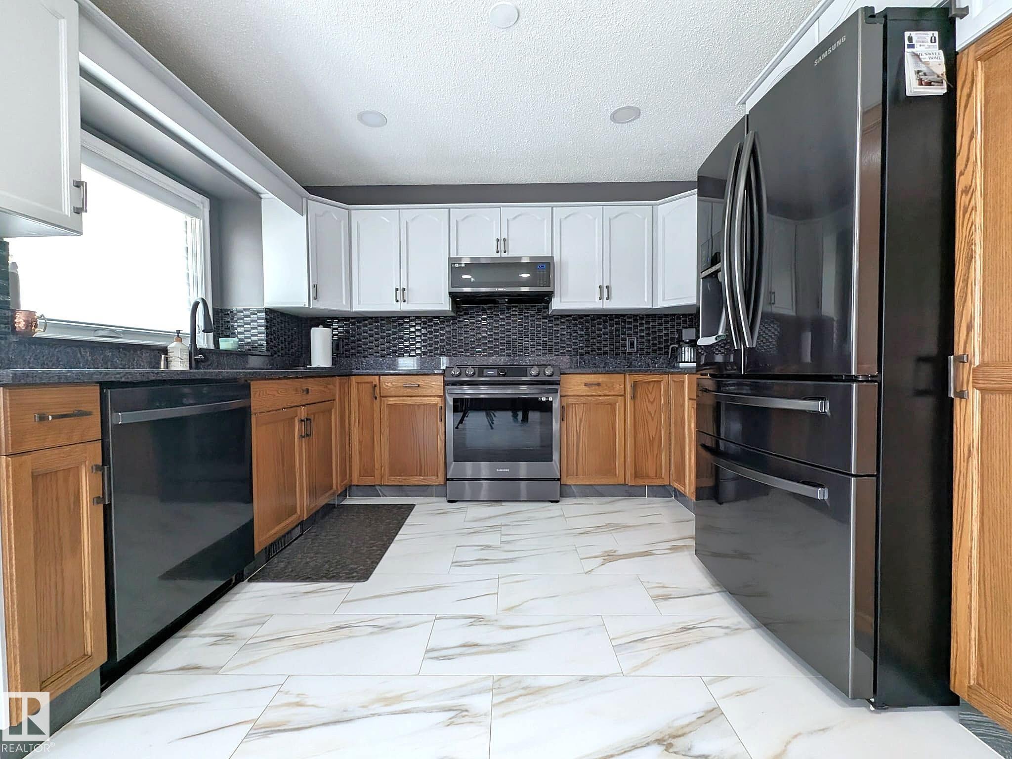 Photo 19 at 15235 61 Street NW, Mcleod, Edmonton