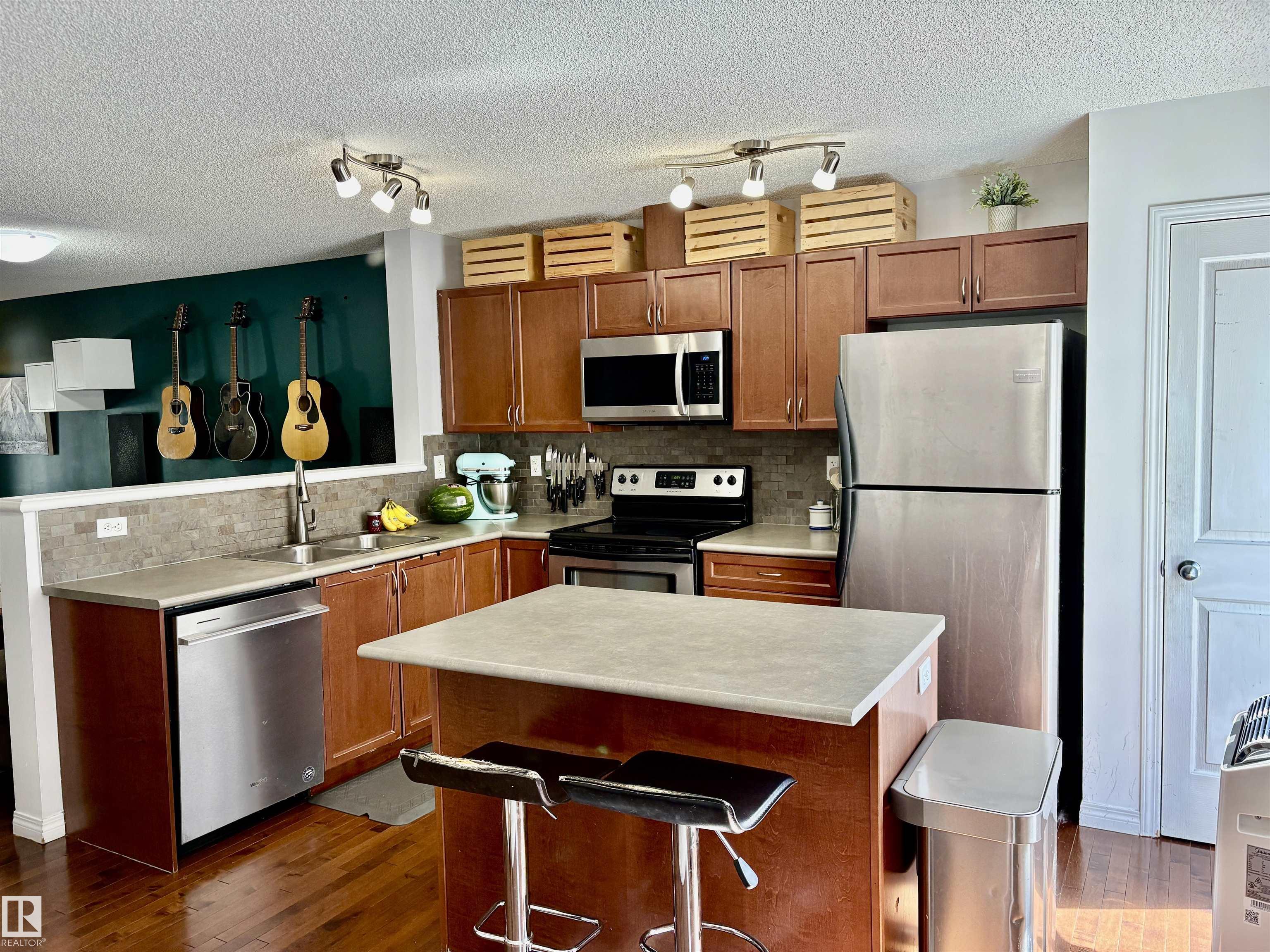 Photo 12 at 184 - 1804 70 Street SW, Summerside, Edmonton