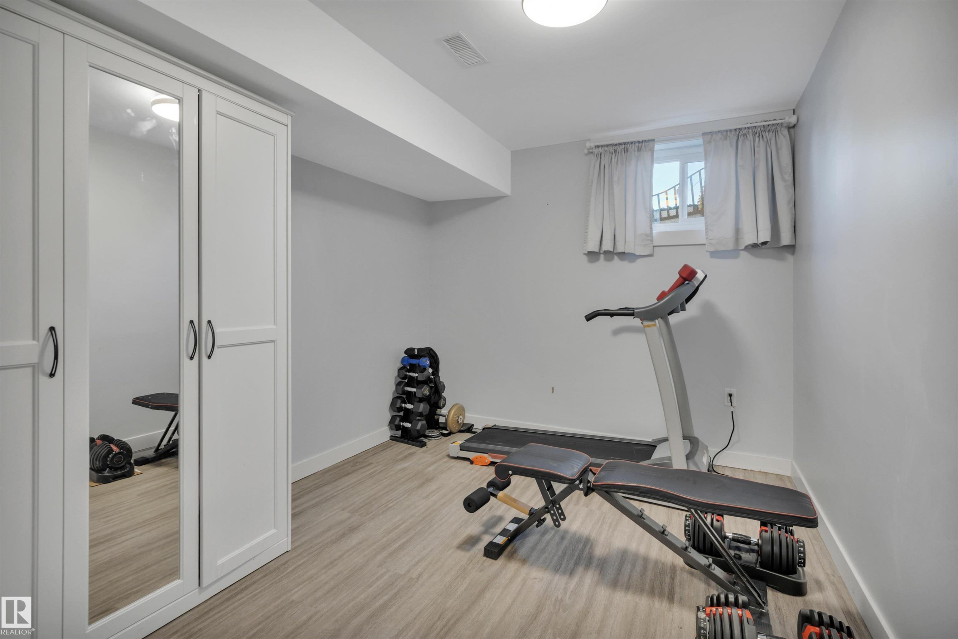 Photo 43 at 9835 74 Street NW, Terrace Heights, Edmonton
