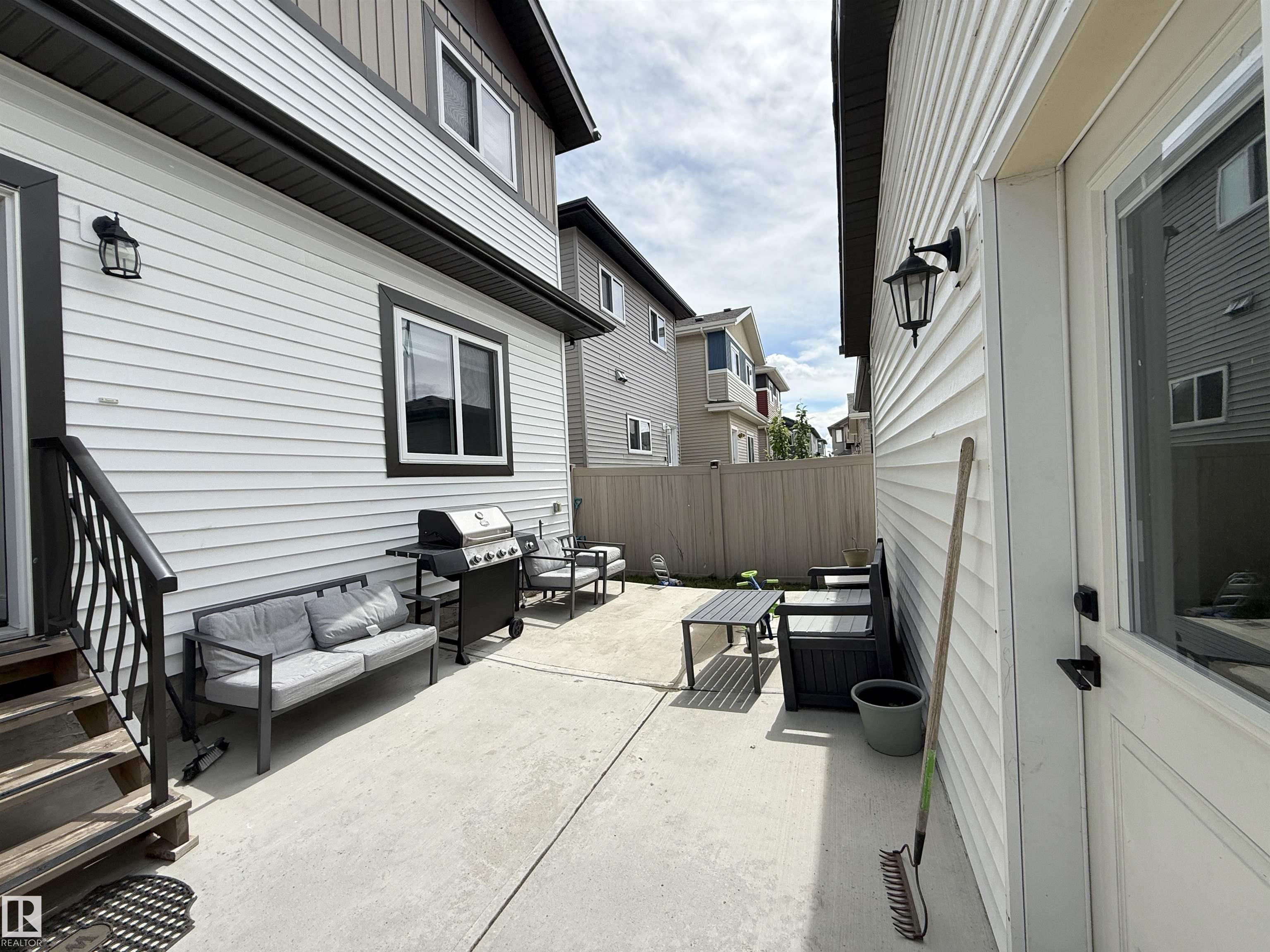 Photo 32 at 1719 26a Street NW, Laurel, Edmonton
