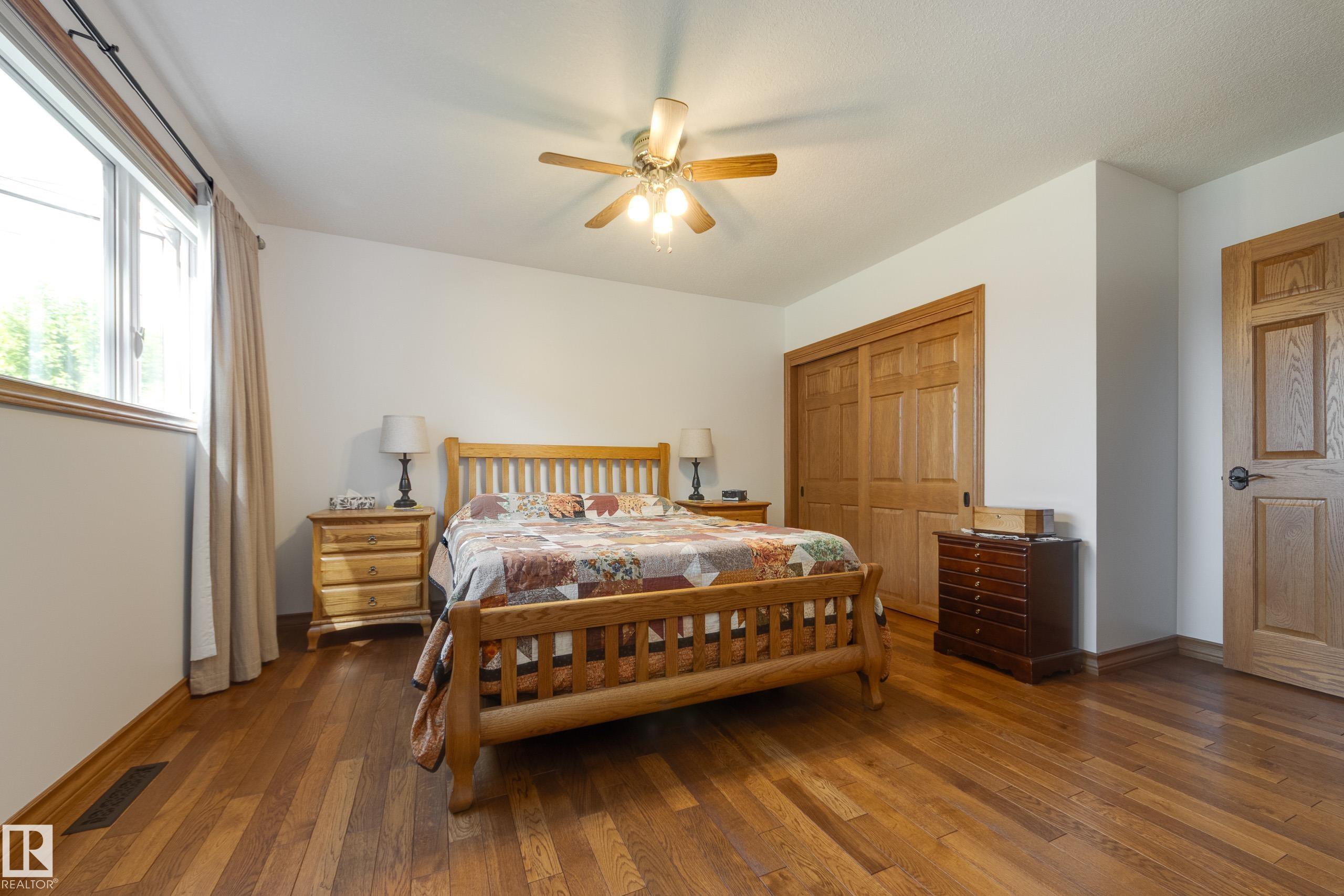 Photo 34 at 7216 103 Avenue NW, Terrace Heights, Edmonton
