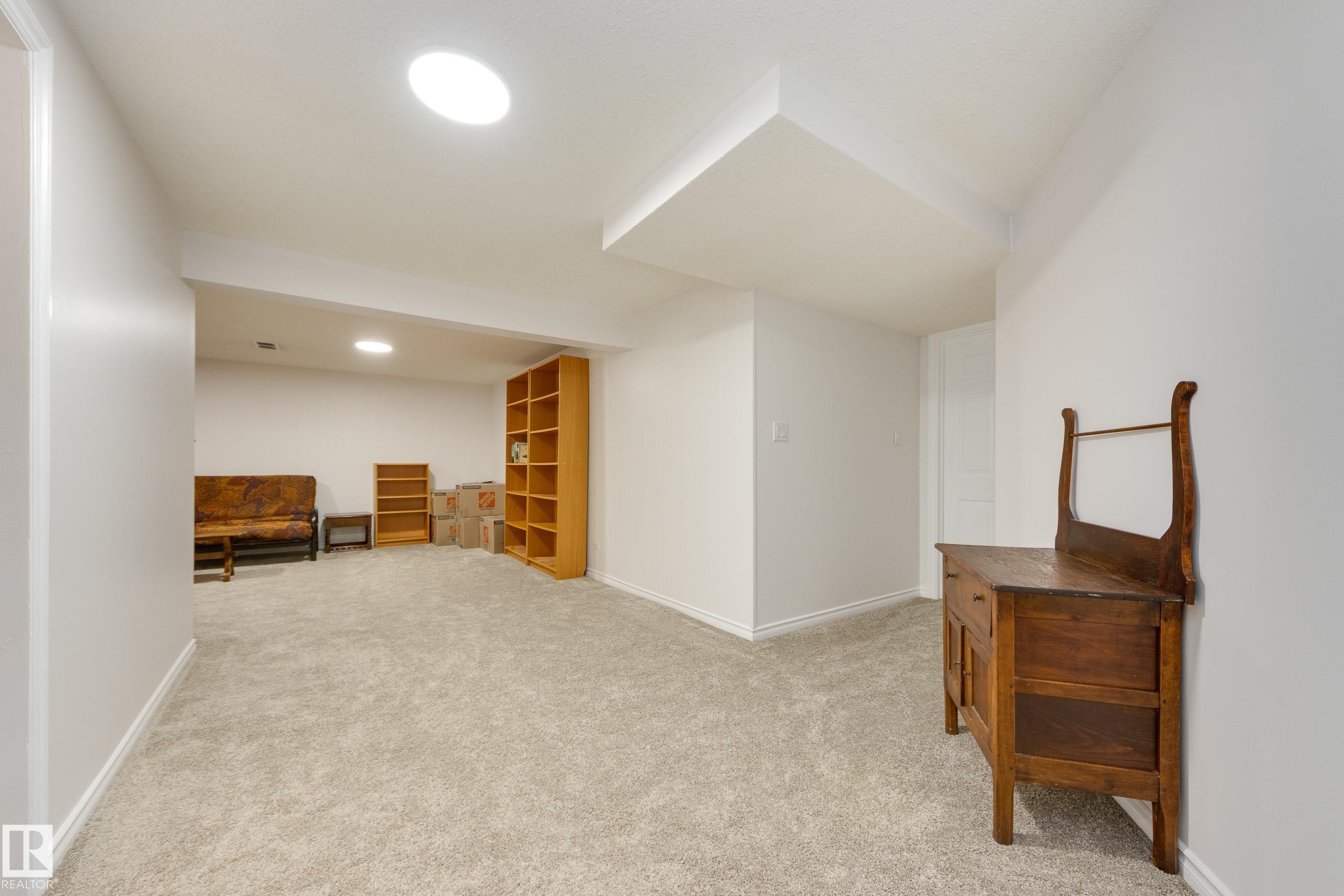 Photo 42 at 7216 103 Avenue NW, Terrace Heights, Edmonton
