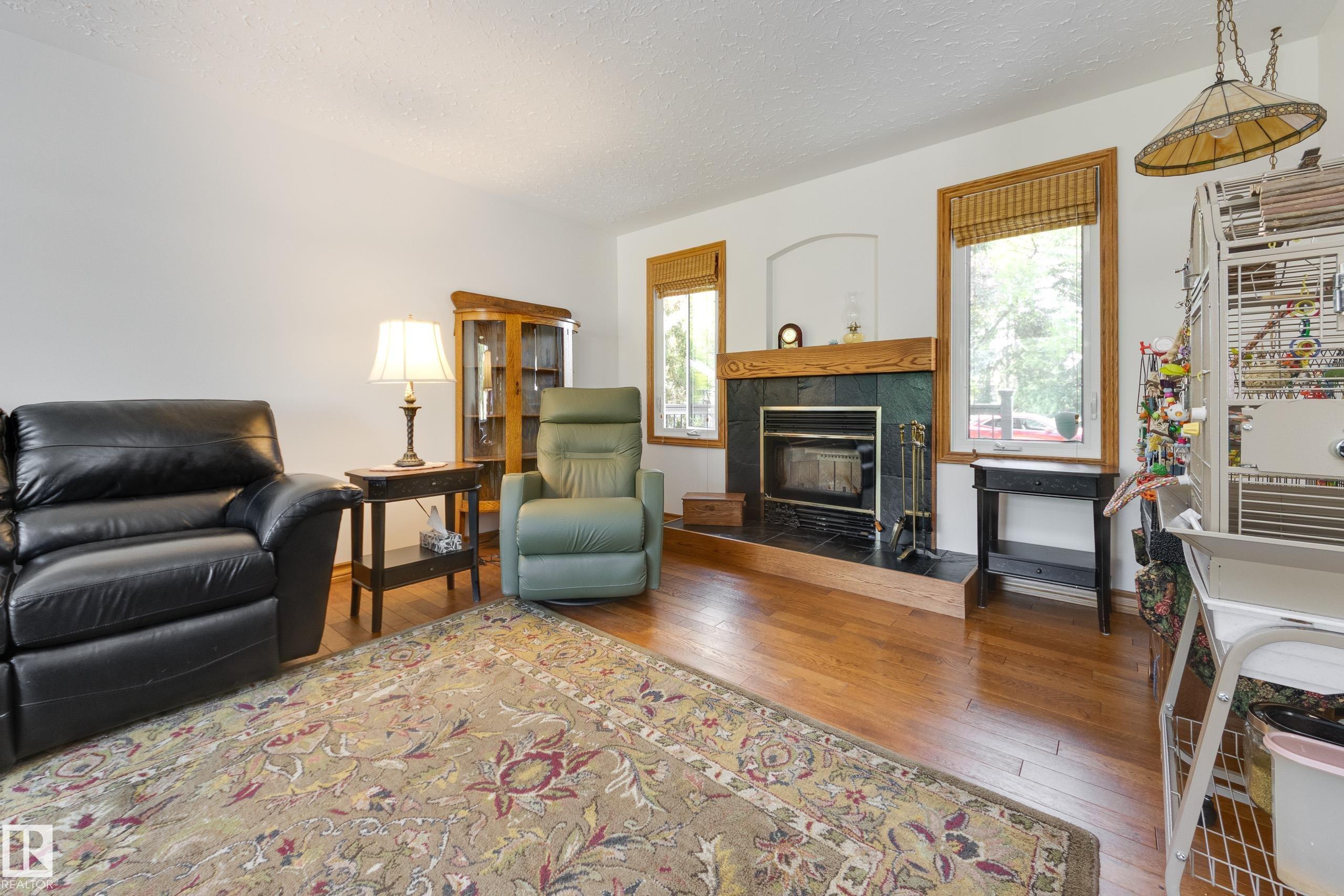 Photo 8 at 7216 103 Avenue NW, Terrace Heights, Edmonton