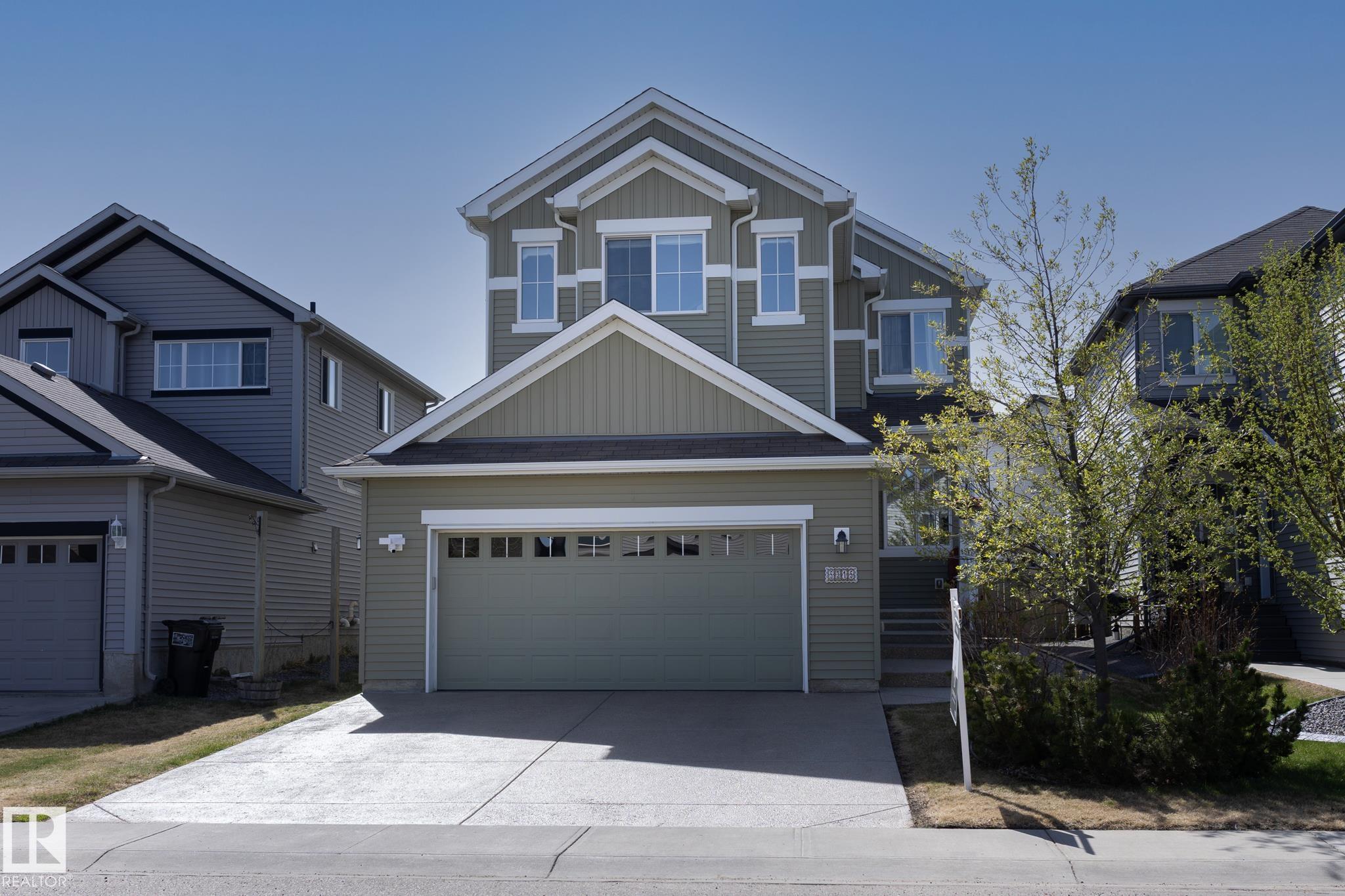 Photo 2 at 5315 17 Avenue SW, Walker, Edmonton
