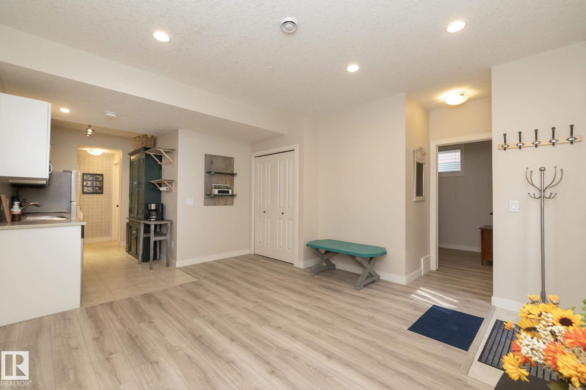 Photo 37 at 5315 17 Avenue SW, Walker, Edmonton