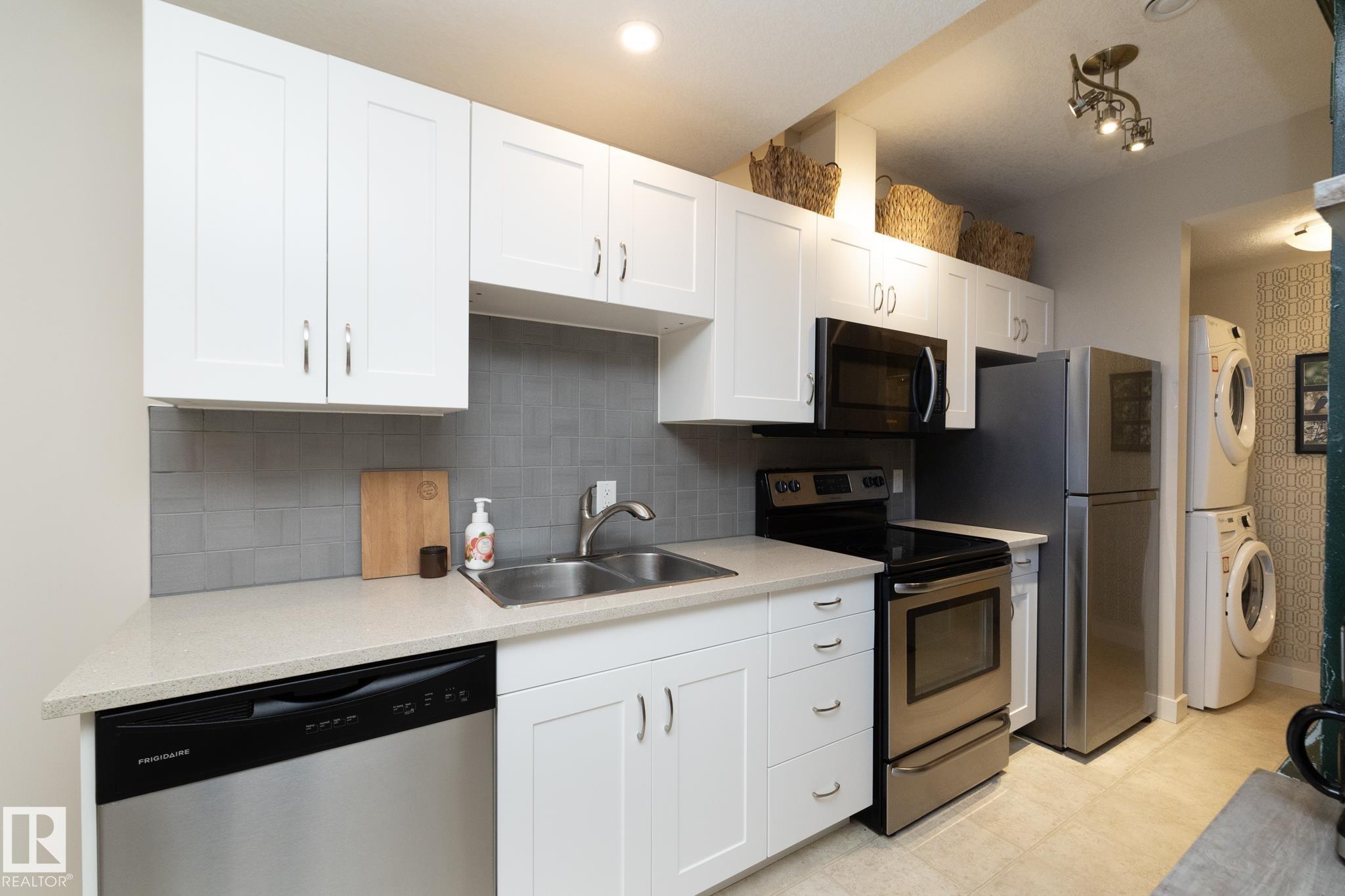 Photo 39 at 5315 17 Avenue SW, Walker, Edmonton