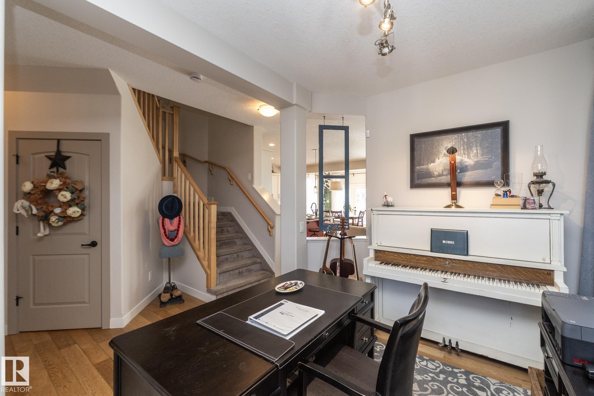 Photo 10 at 5315 17 Avenue SW, Walker, Edmonton