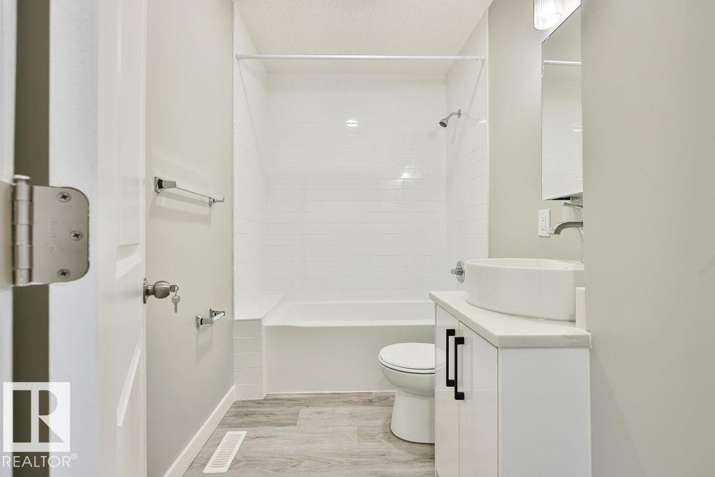 Photo 12 at 11241 88 Street NW, Parkdale, Edmonton