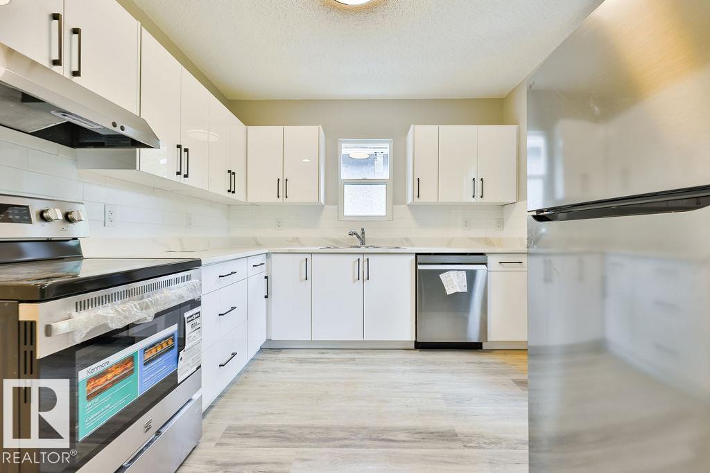 Photo 16 at 11241 88 Street NW, Parkdale, Edmonton