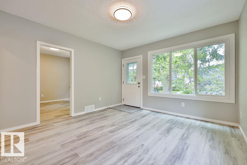 Photo 4 at 11241 88 Street NW, Parkdale, Edmonton