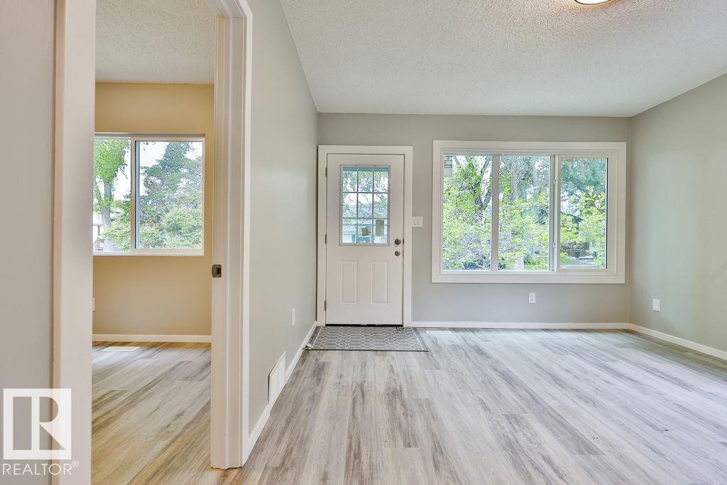 Photo 6 at 11241 88 Street NW, Parkdale, Edmonton