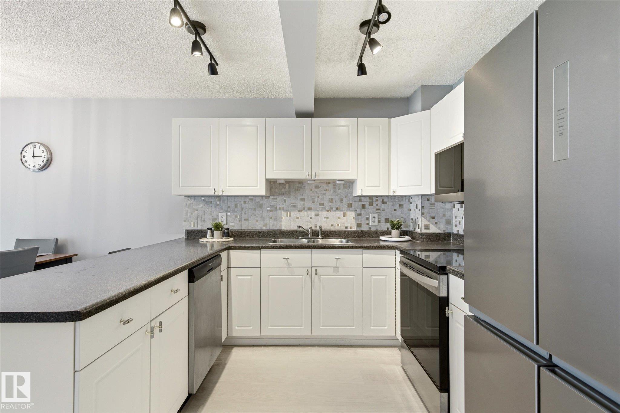 Photo 17 at 20004 54a Avenue NW, The Hamptons, Edmonton