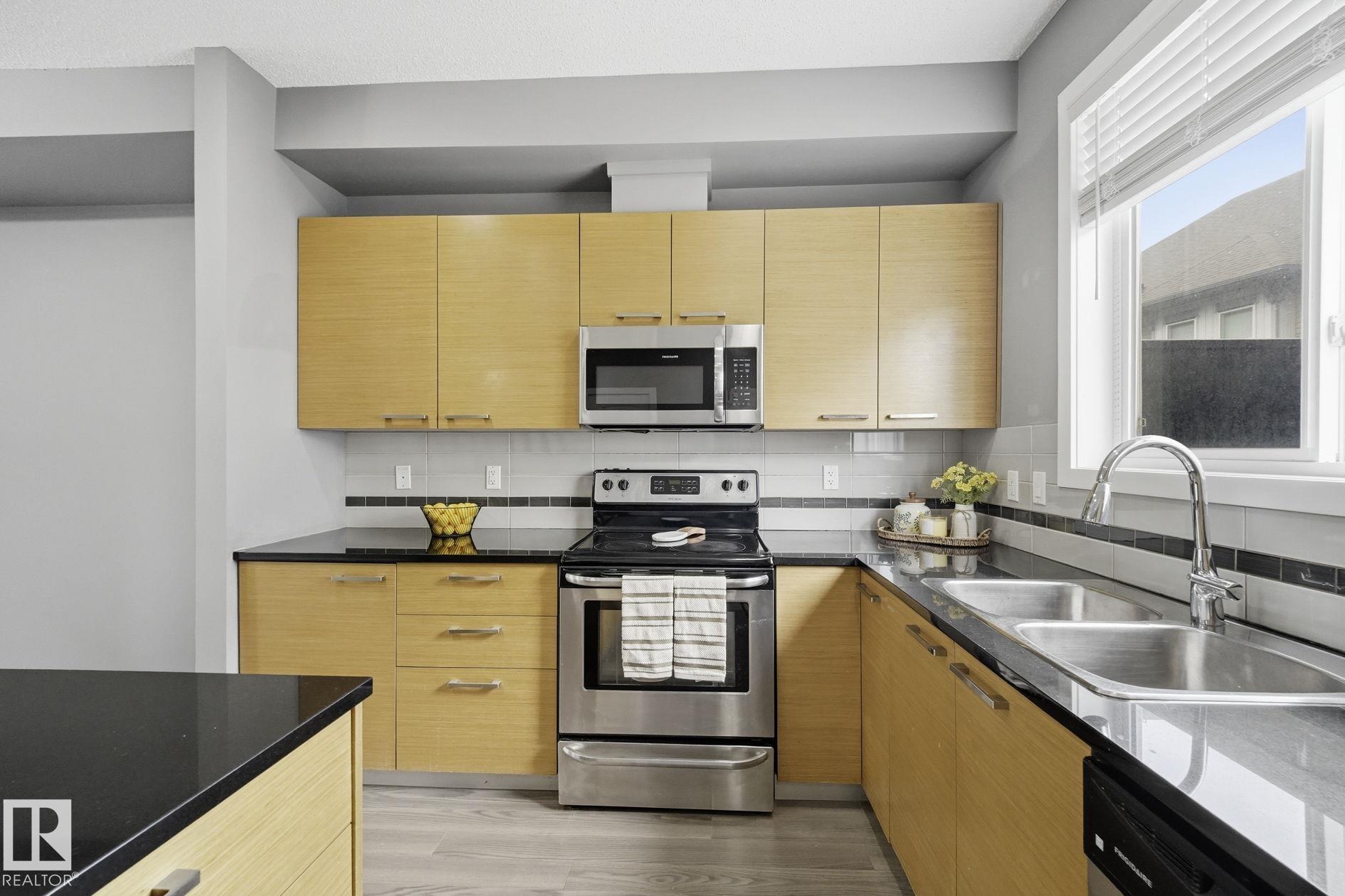 Photo 8 at 23 - 655 Watt Boulevard SW, Walker, Edmonton