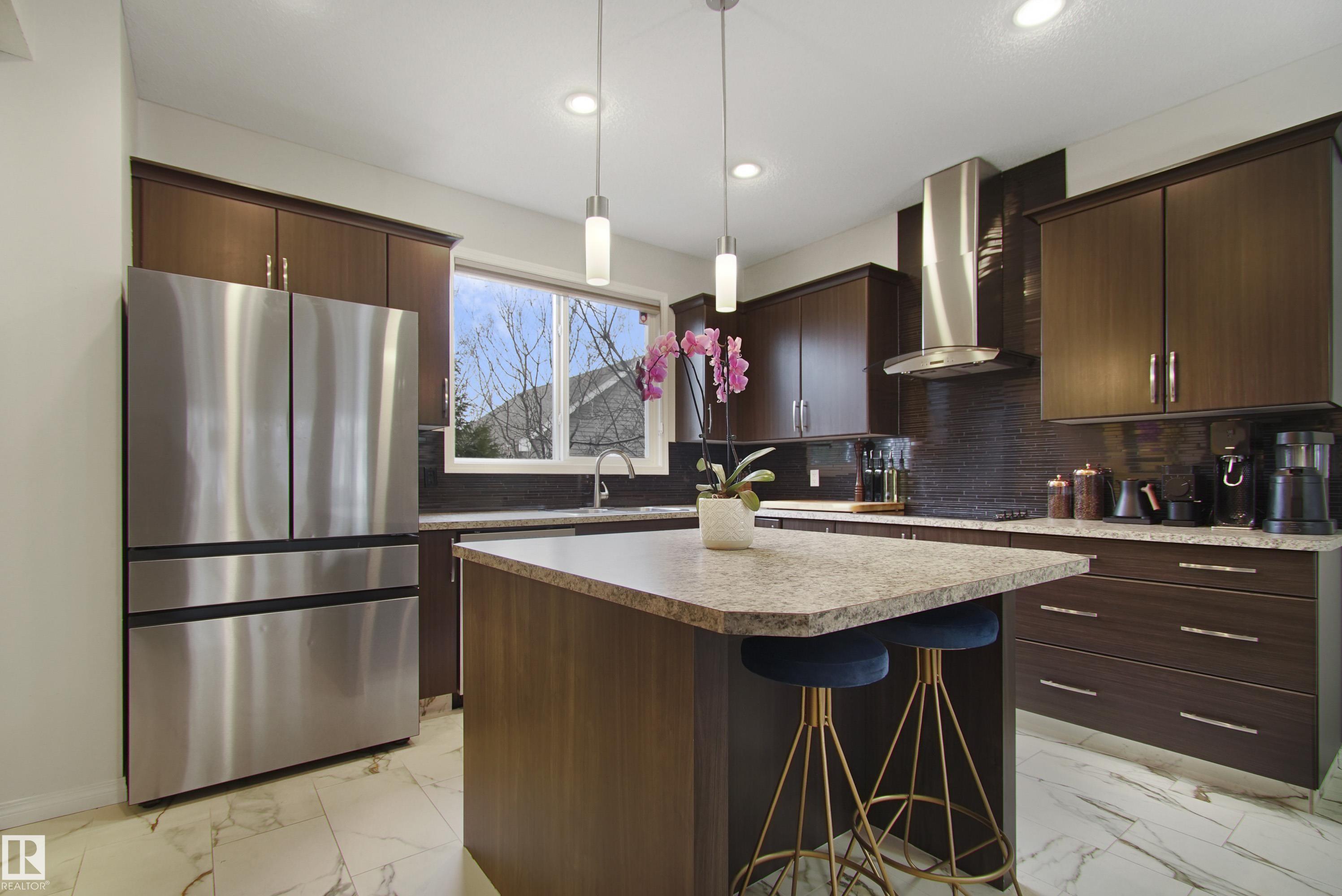 Photo 3 at 2028 74 Street SW, Summerside, Edmonton