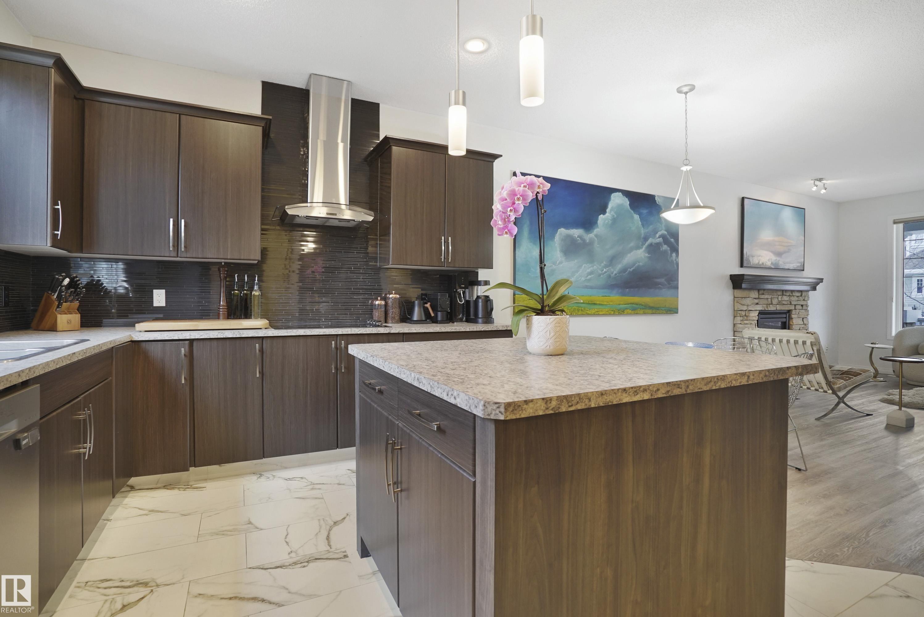 Photo 5 at 2028 74 Street SW, Summerside, Edmonton