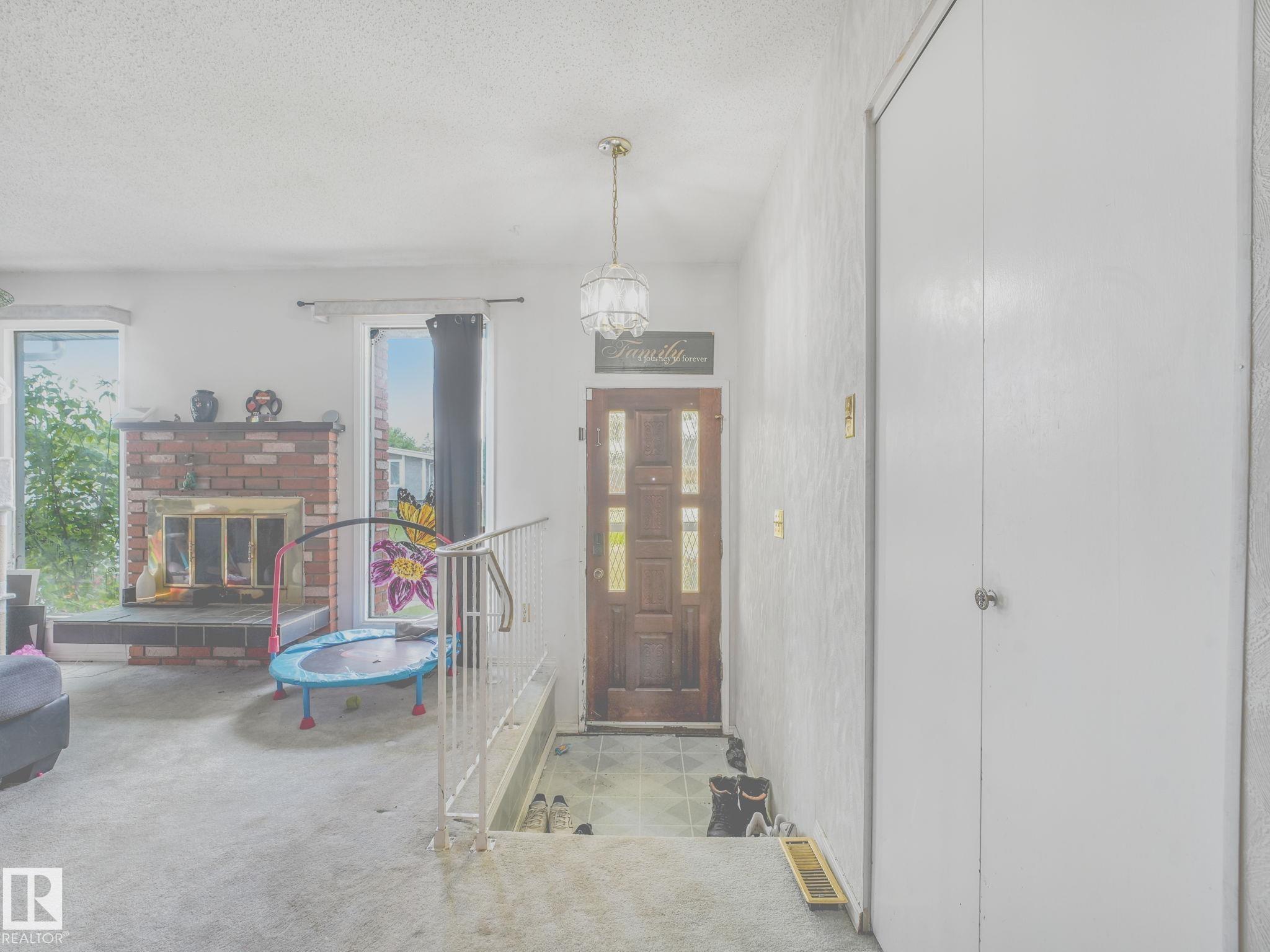 Photo 2 at 16215 114 Street NW, Dunluce, Edmonton