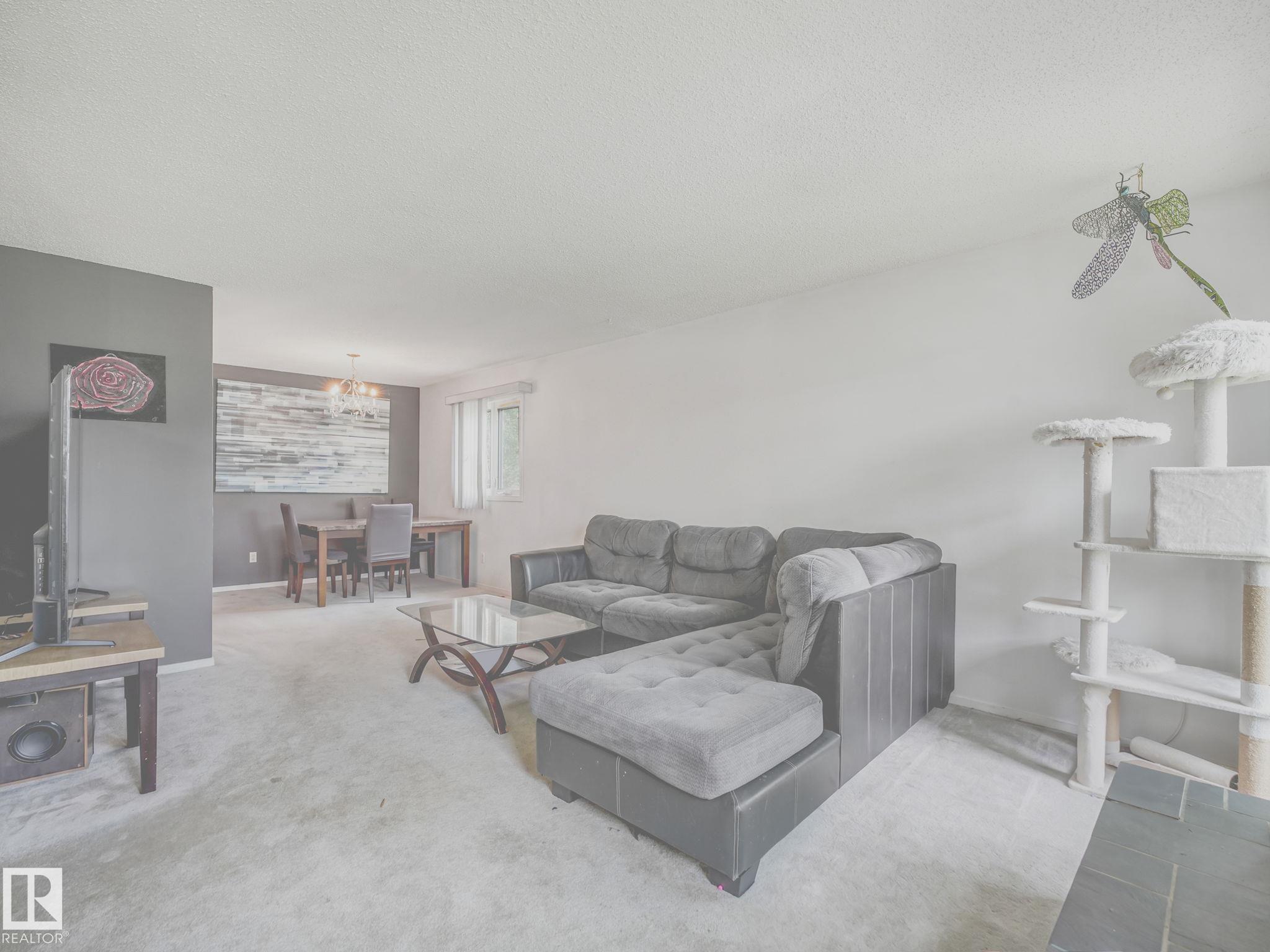 Photo 3 at 16215 114 Street NW, Dunluce, Edmonton
