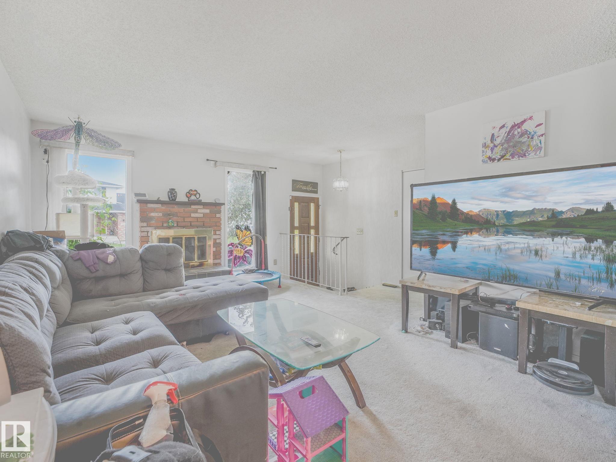 Photo 4 at 16215 114 Street NW, Dunluce, Edmonton