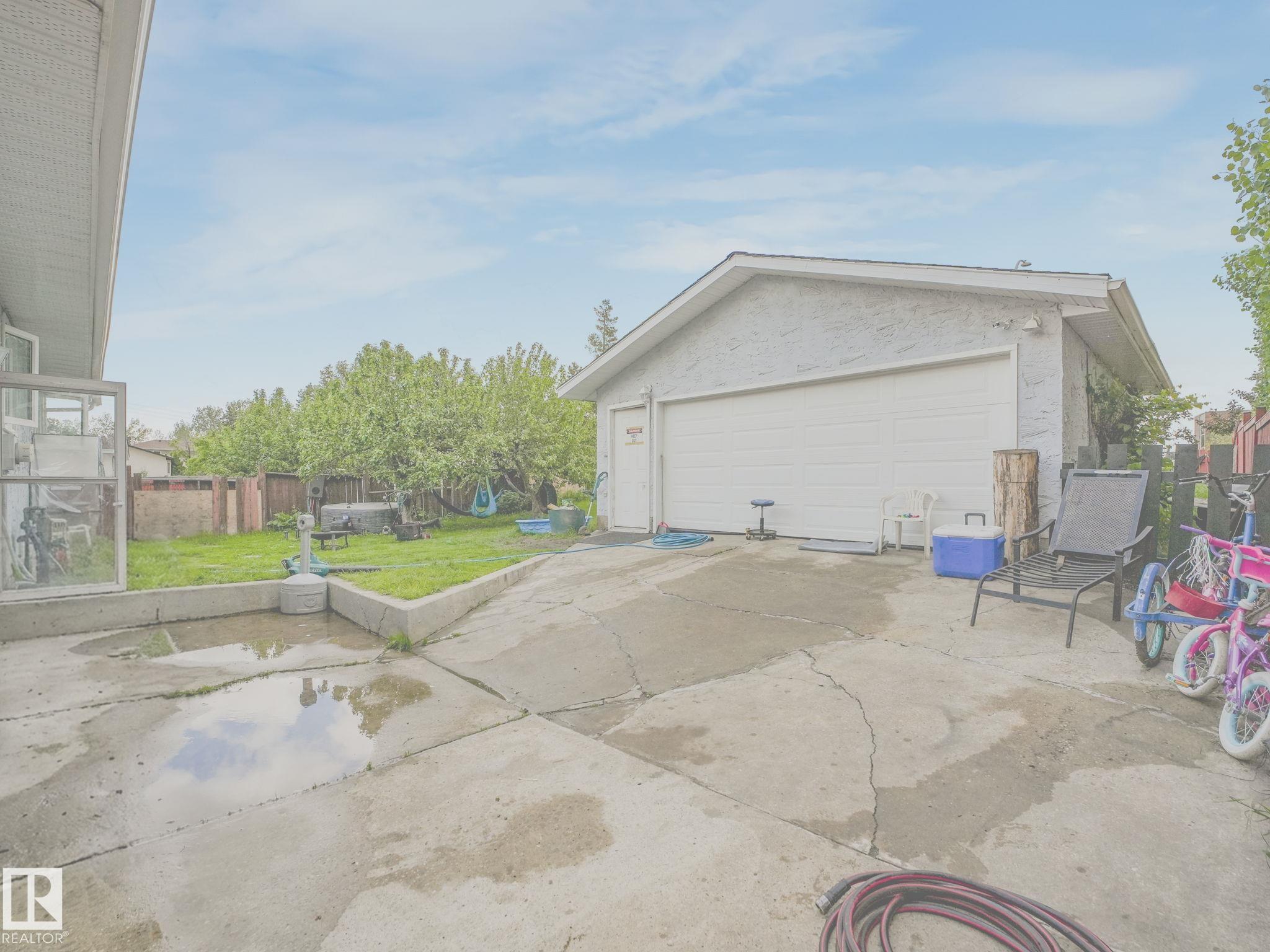 Photo 38 at 16215 114 Street NW, Dunluce, Edmonton