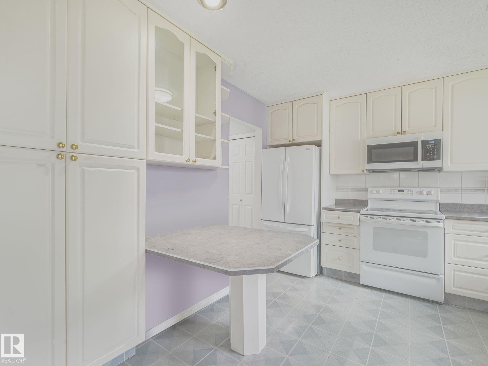 Photo 8 at 16215 114 Street NW, Dunluce, Edmonton