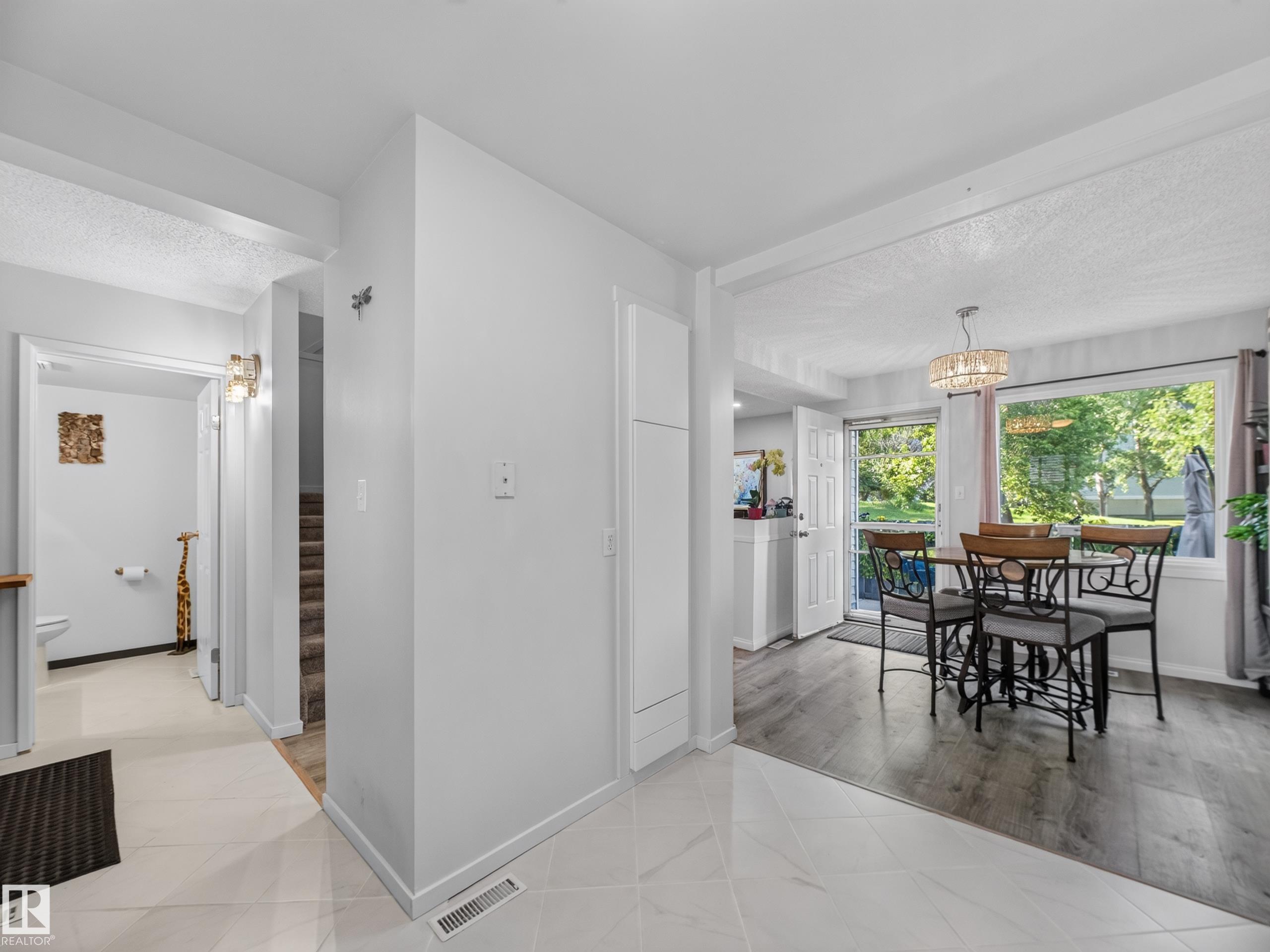 Photo 12 at 17 - 15710 Beaumaris Road NW, Beaumaris, Edmonton