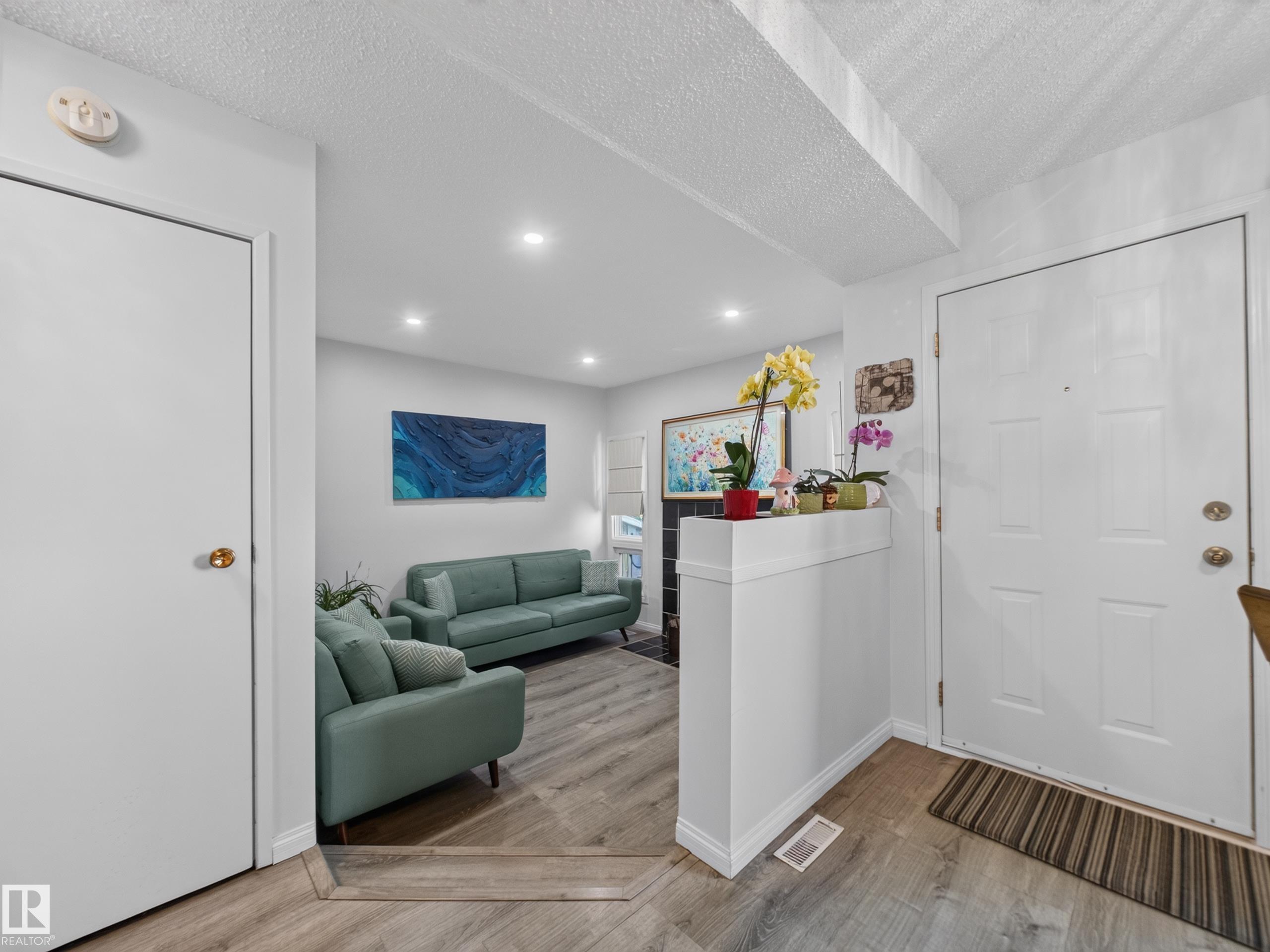 Photo 21 at 17 - 15710 Beaumaris Road NW, Beaumaris, Edmonton