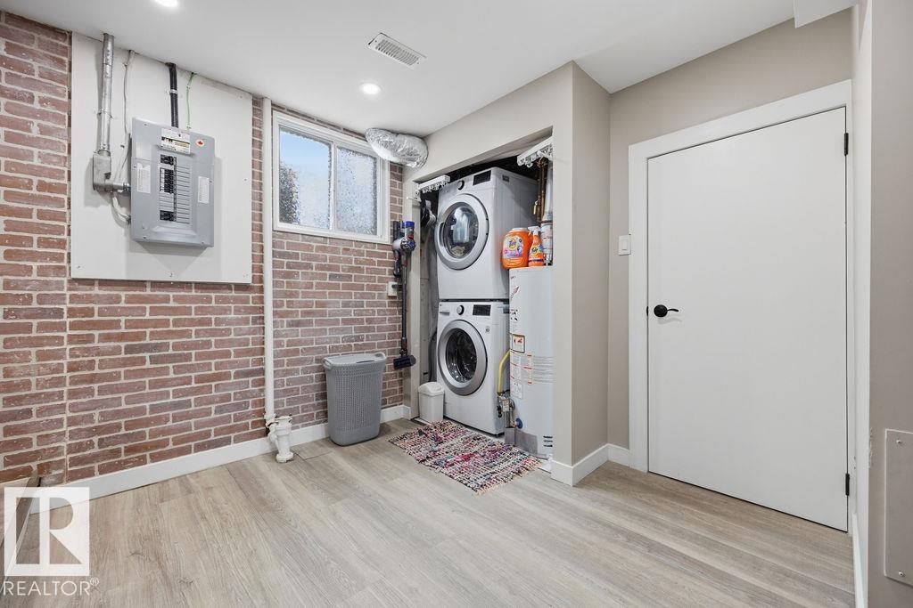 Photo 26 at 10932 151 Street NW, High Park, Edmonton