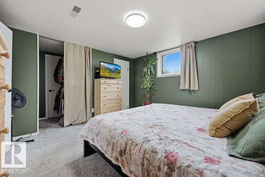 Photo 34 at 10932 151 Street NW, High Park, Edmonton