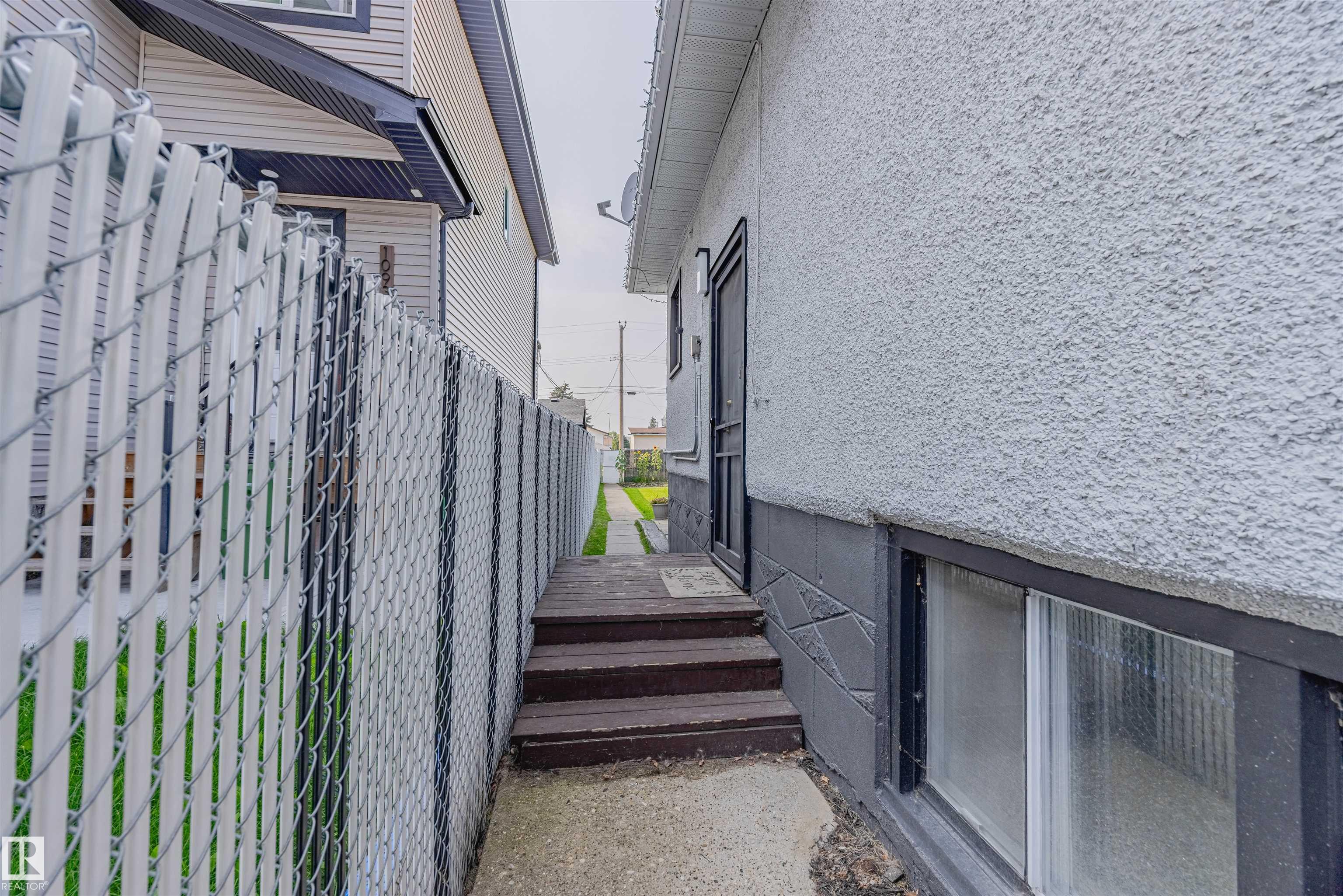 Photo 40 at 10932 151 Street NW, High Park, Edmonton
