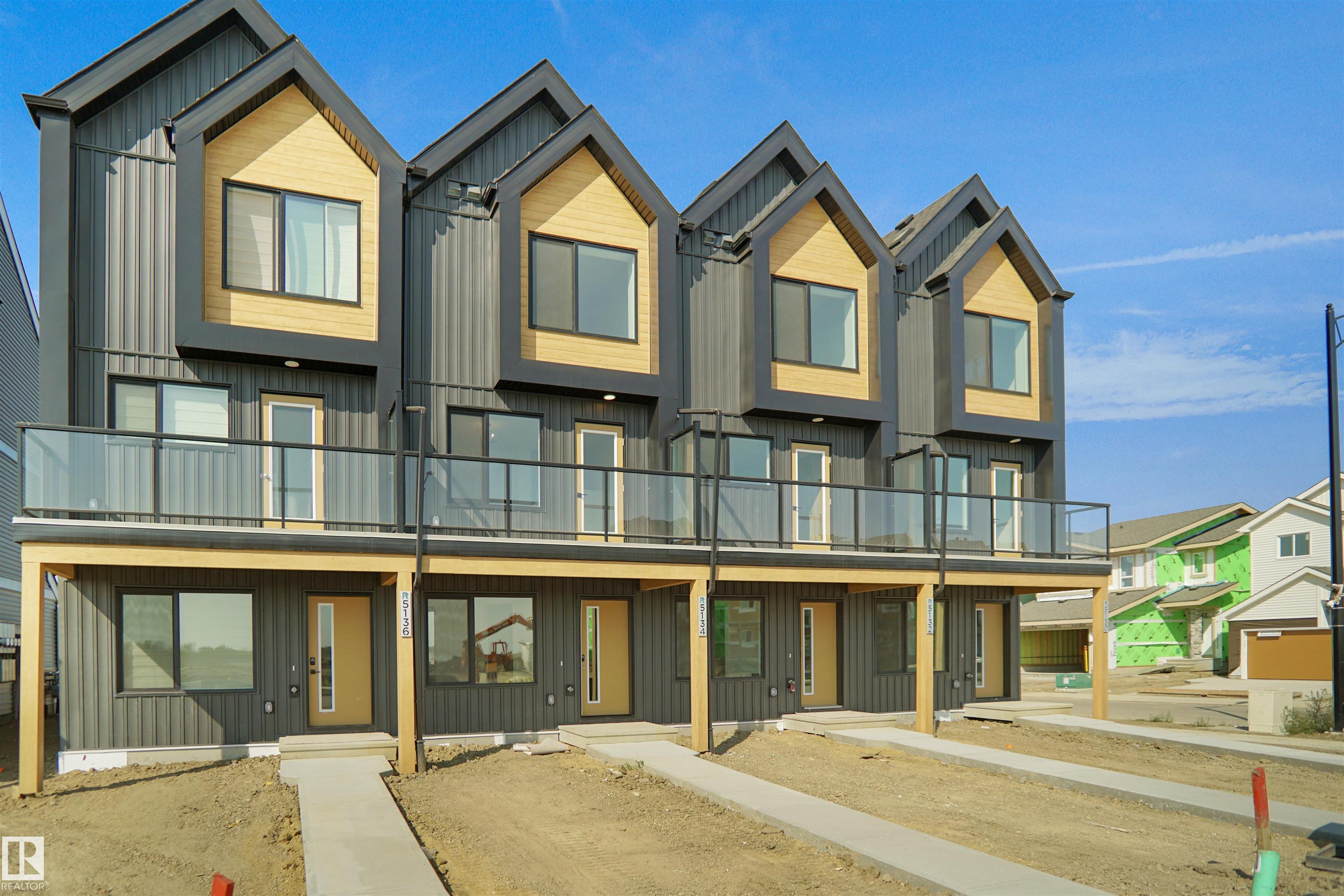 Photo 3 at 534 Uplands Drive NW, The Uplands, Edmonton