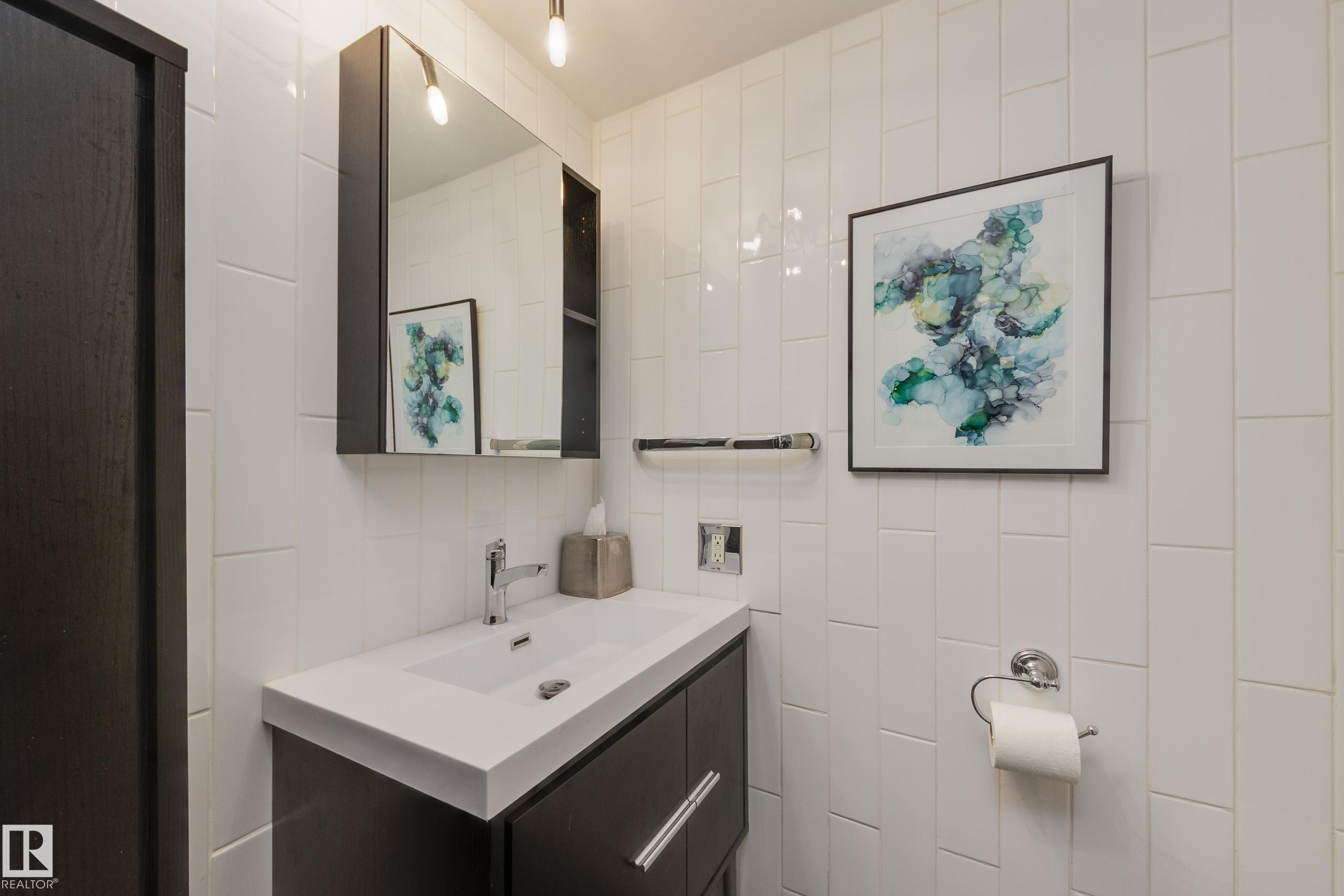 Photo 20 at 9909 110 Street NW, Wîhkwêntôwin, Edmonton