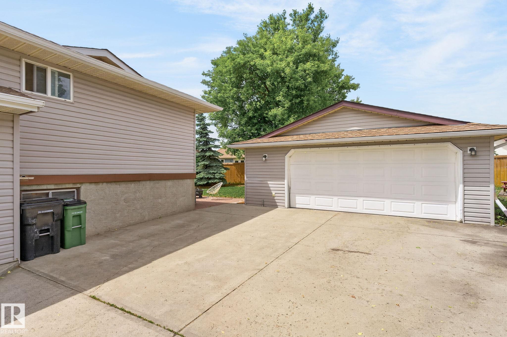 Photo 39 at 14612 29 Street NW, Kirkness, Edmonton