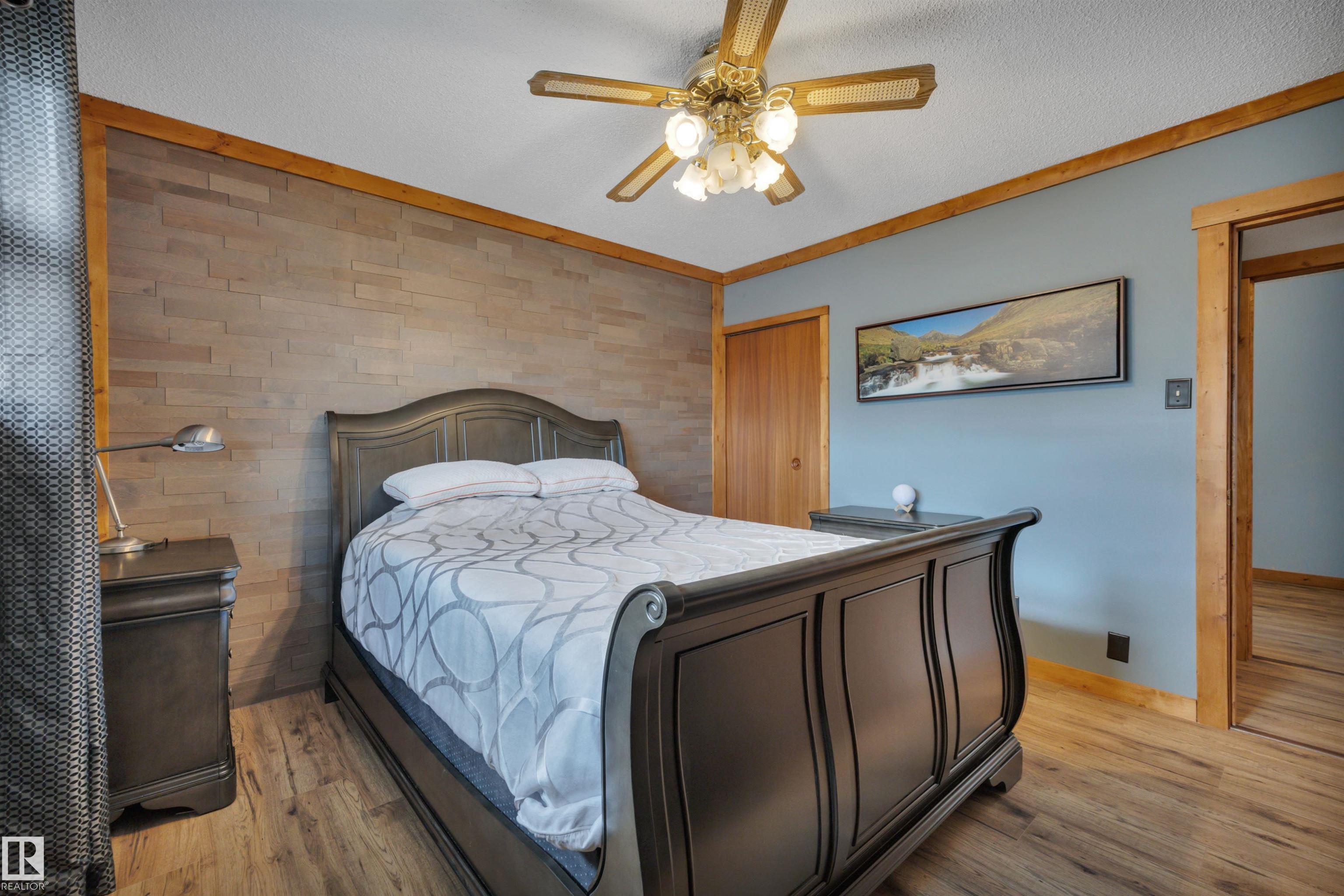 Photo 13 at 13327 73 Street NW, Delwood, Edmonton