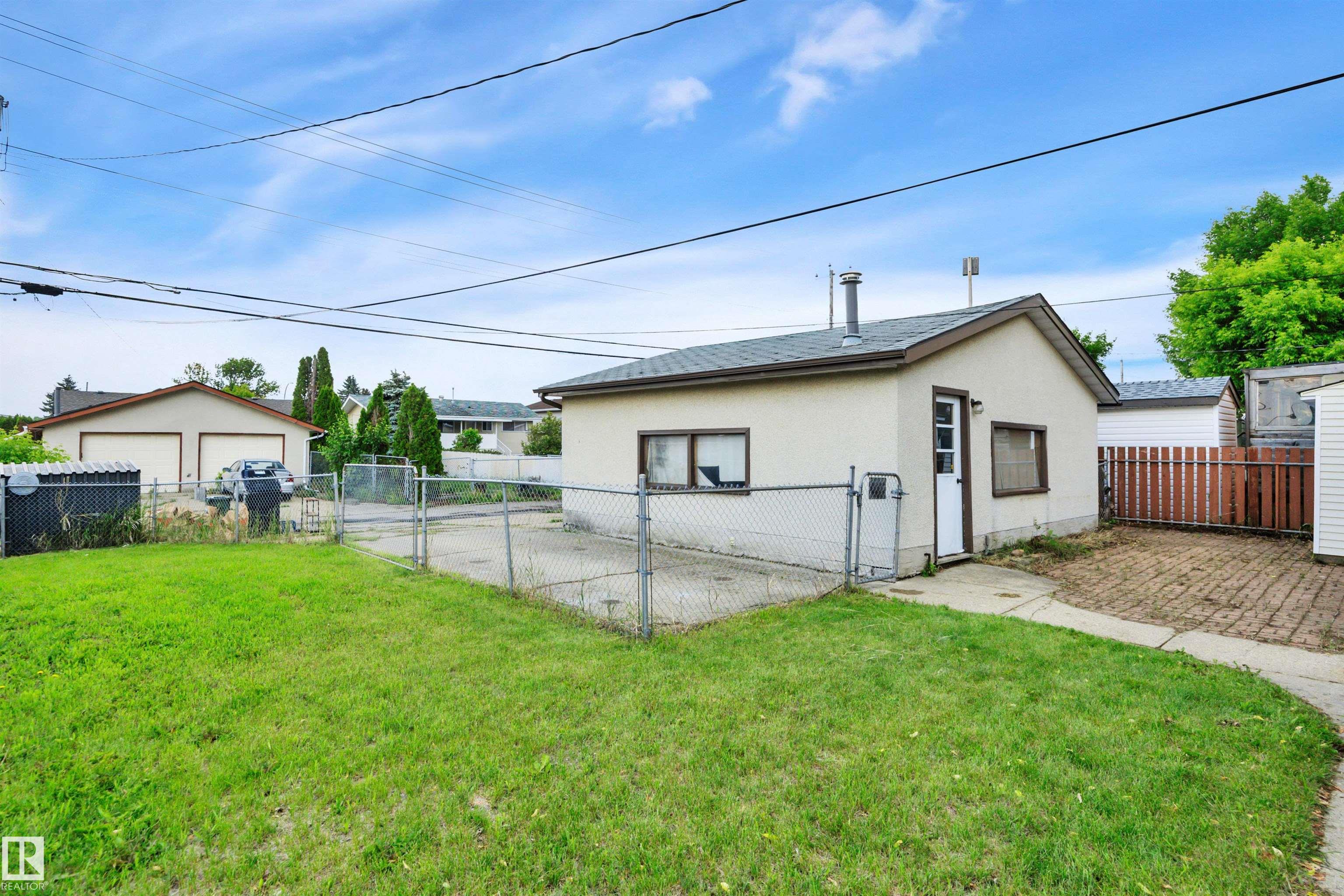 Photo 29 at 13327 73 Street NW, Delwood, Edmonton