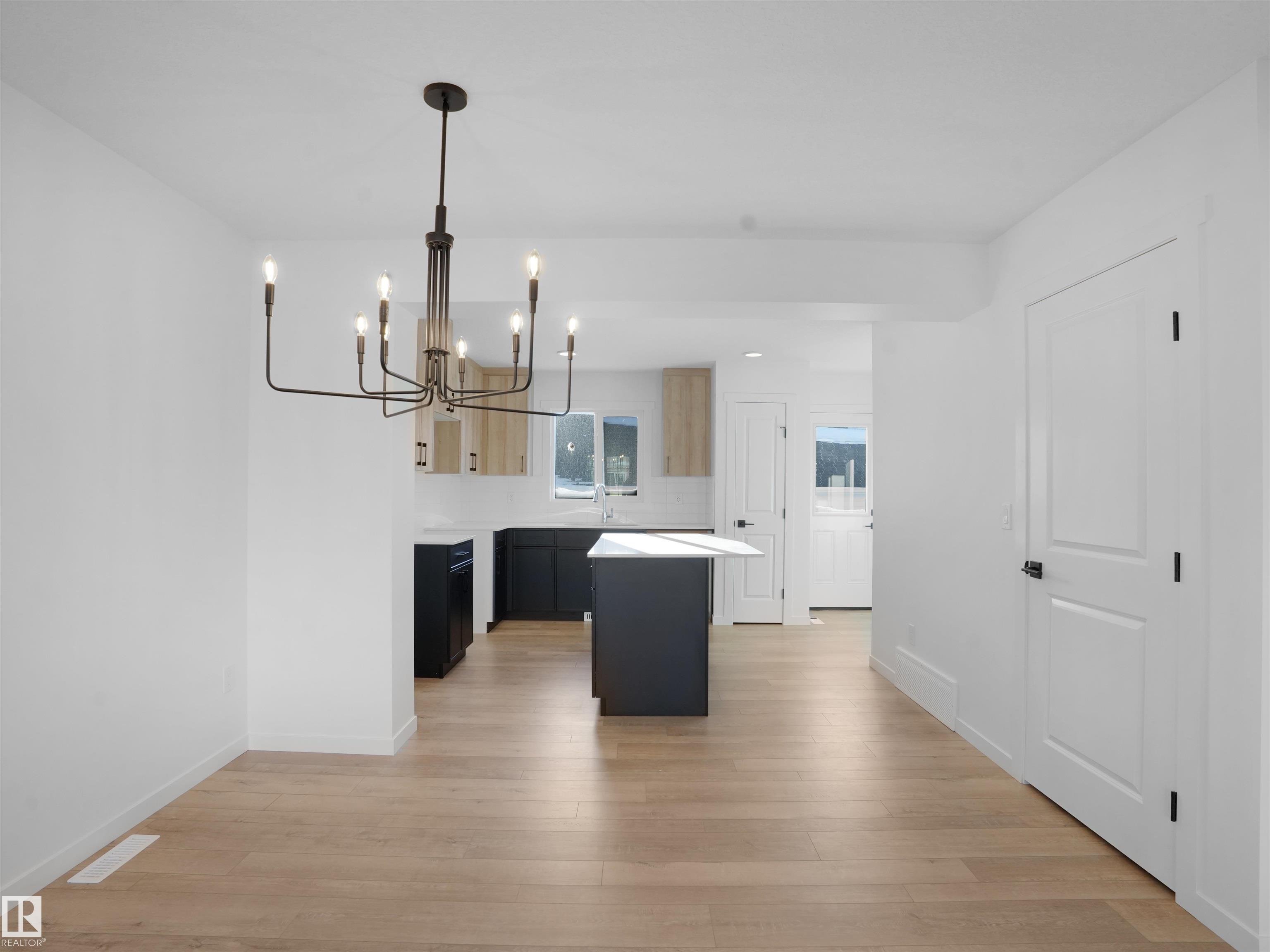 Photo 7 at 4 - 18640 18 Avenue NW, River's Edge, Edmonton