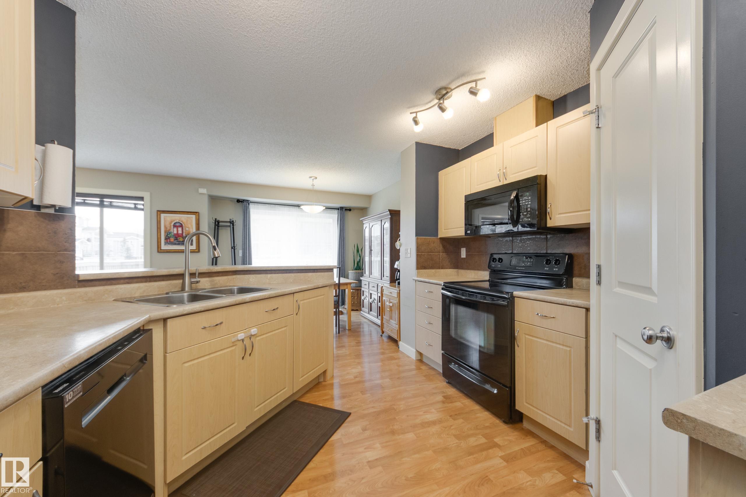 Photo 11 at 9456 Stein Way NW, South Terwillegar, Edmonton