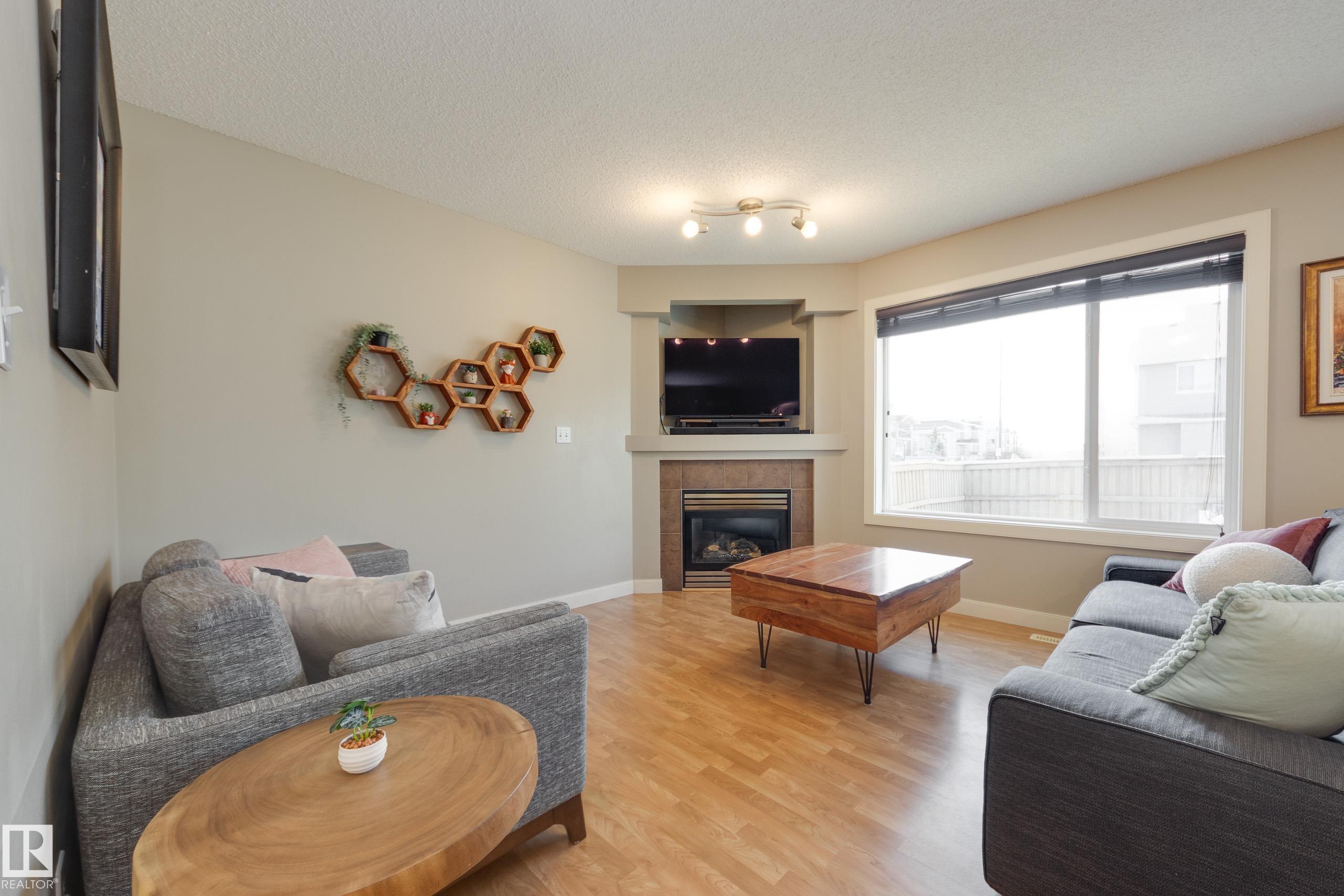 Photo 5 at 9456 Stein Way NW, South Terwillegar, Edmonton