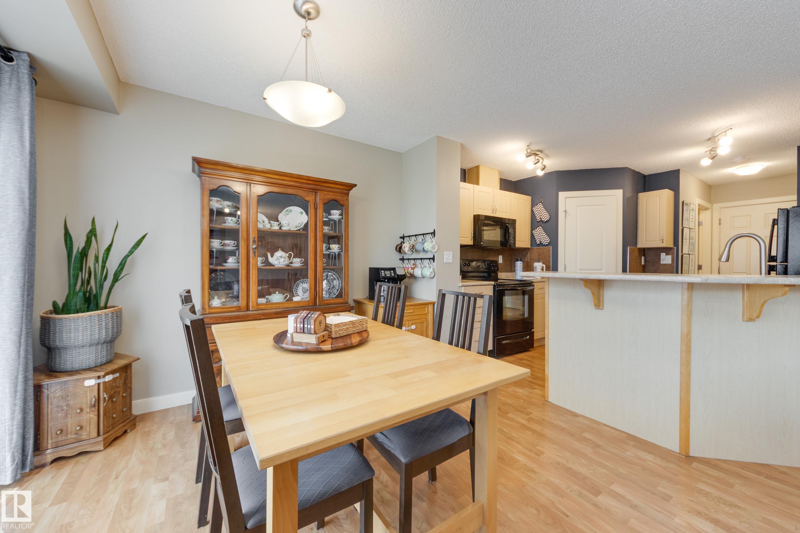 Photo 8 at 9456 Stein Way NW, South Terwillegar, Edmonton