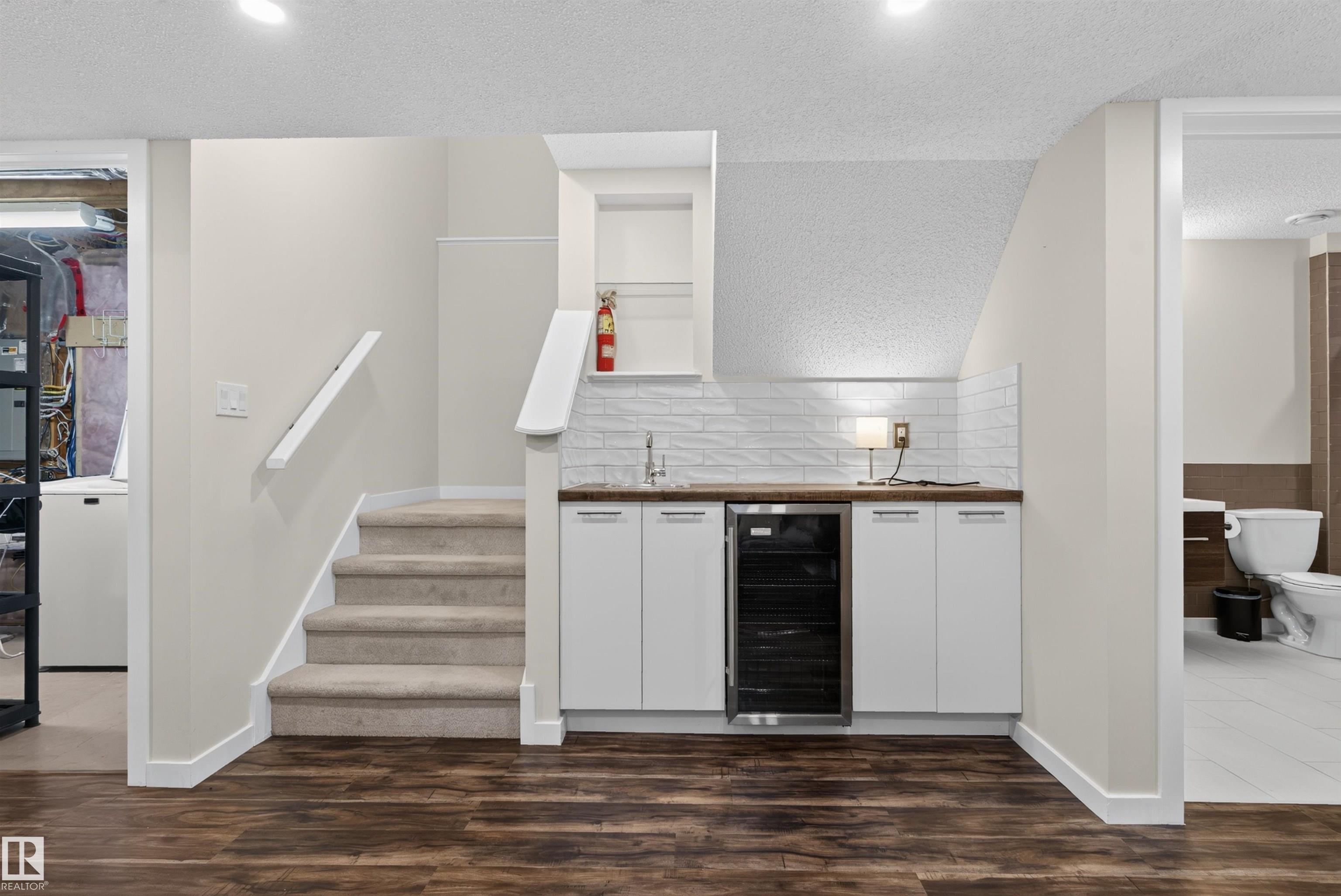 Photo 27 at 6928 22 Avenue SW, Summerside, Edmonton