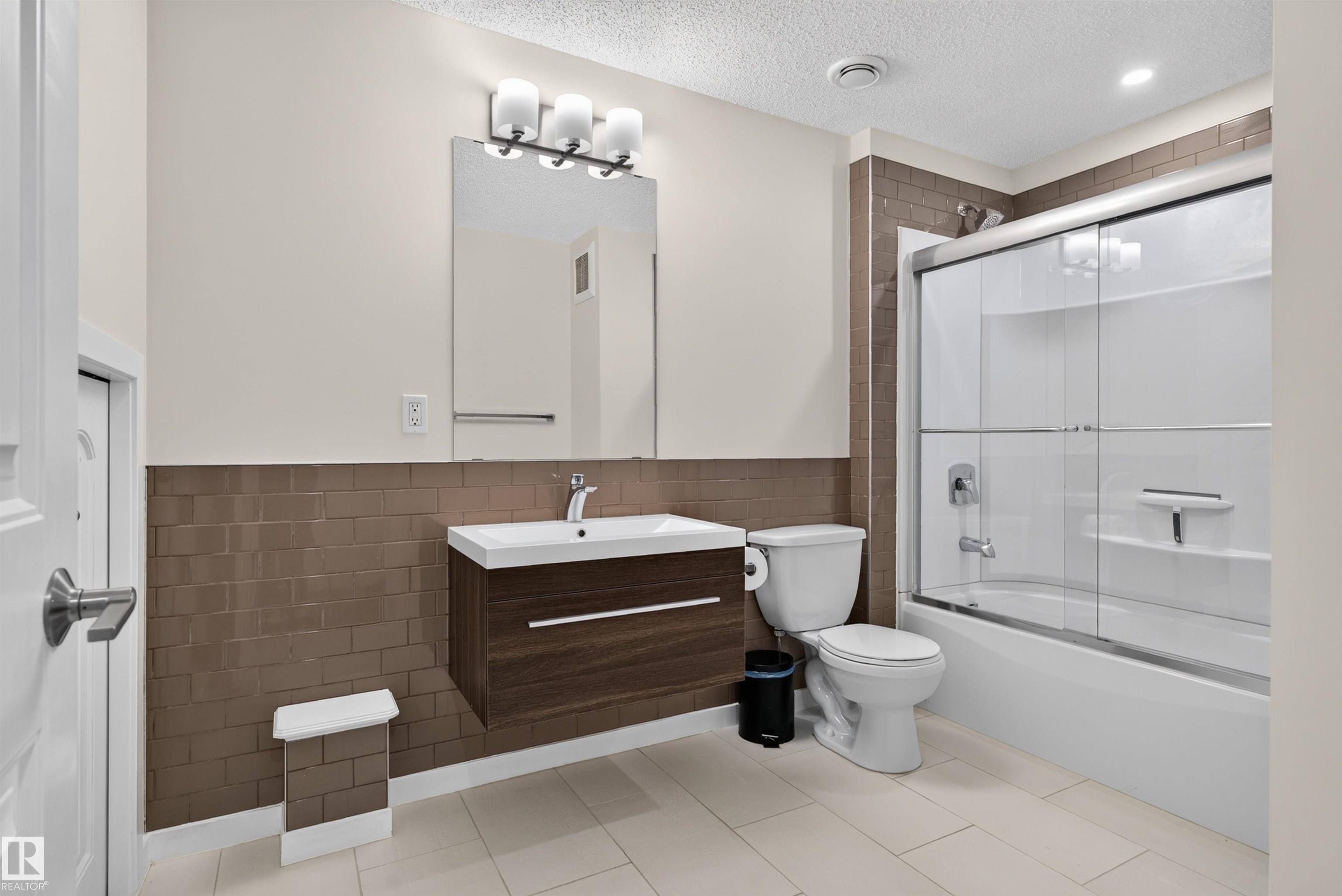 Photo 29 at 6928 22 Avenue SW, Summerside, Edmonton